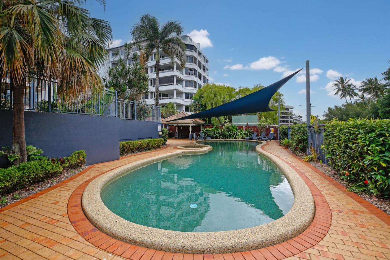 Tropical Comfort Pool and Stunning Esplanade