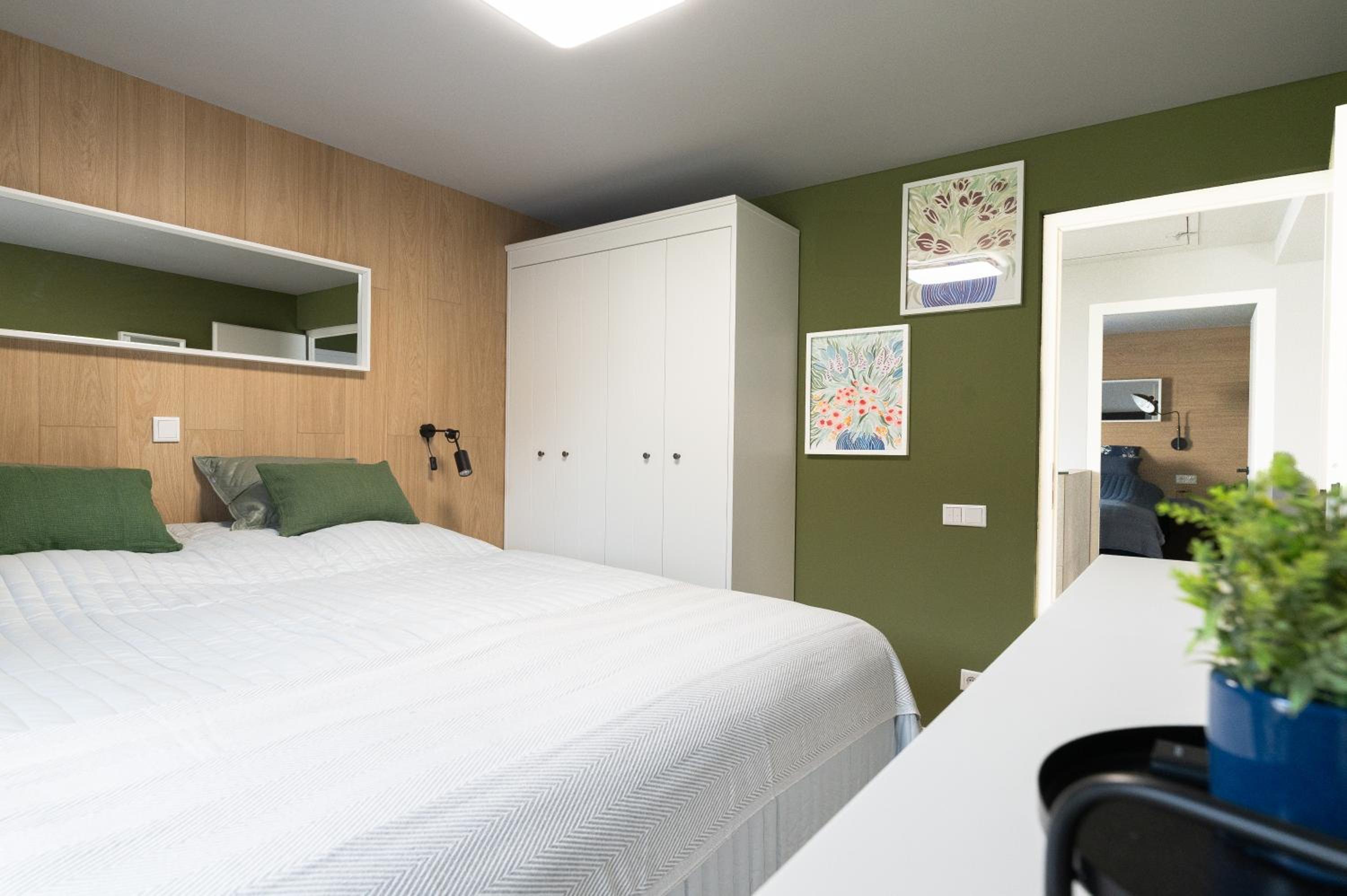 HOUSE 756 MAINZ - DESIGN-FERIENHAUS, 4 Schlafzimmer, 3 Bäder, SAUNA & Kamin