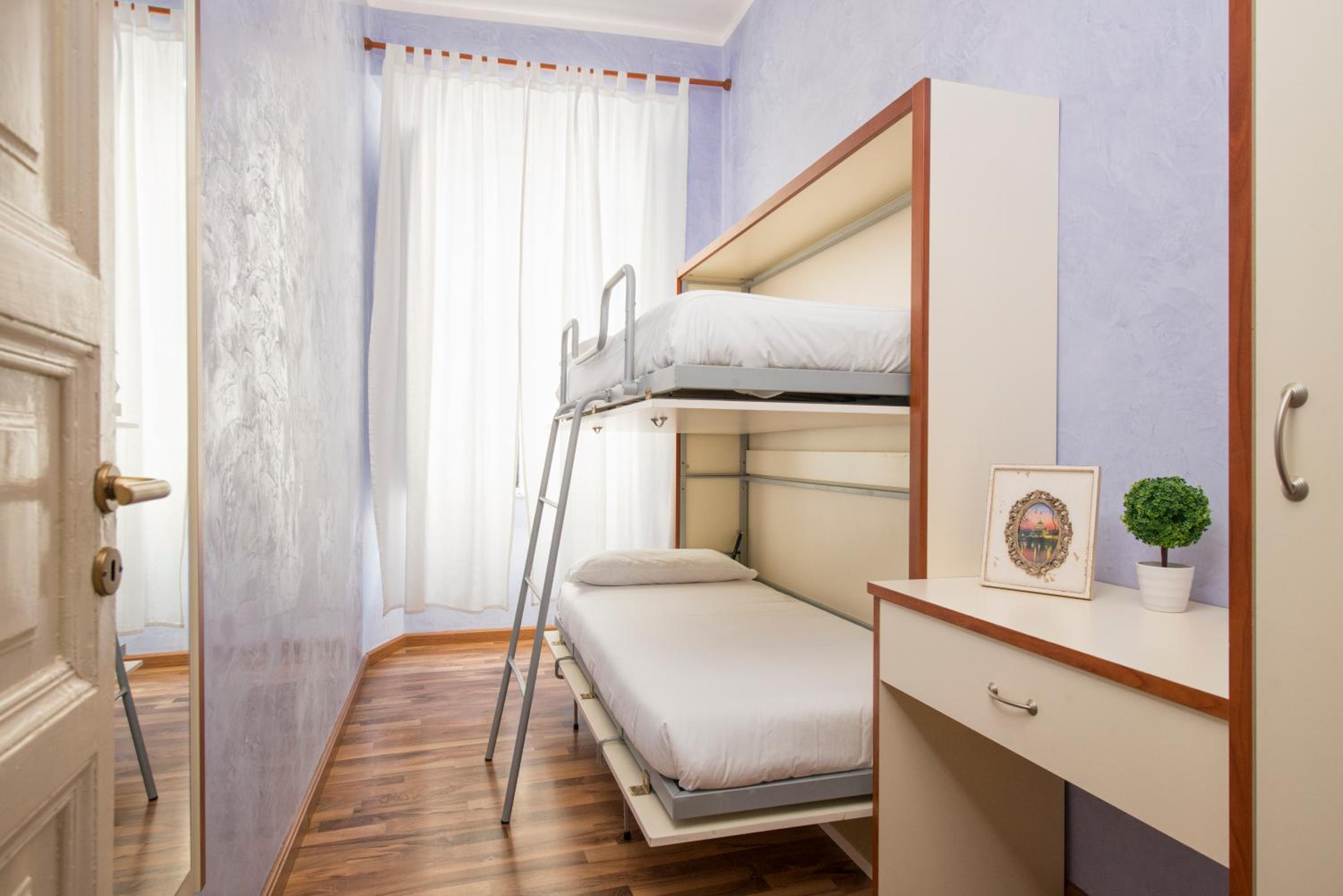 Navona Tower Relais