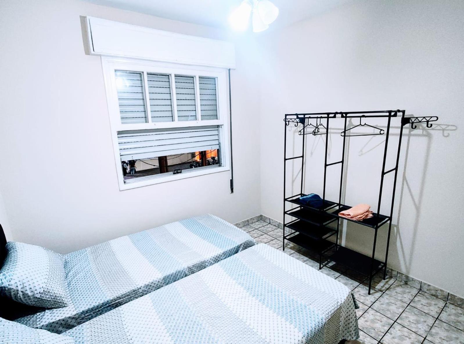 Apê Maravilhoso no Boqueirão, em Santos, com 2 Quartos e uma Suíte, próximo à Praia e aos Cruzeiros