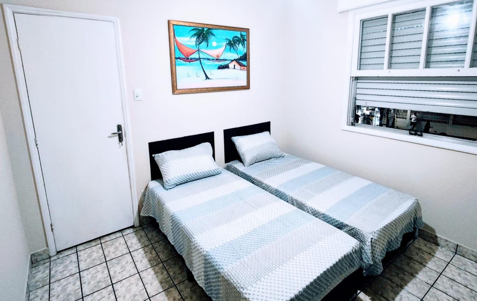 Apê Maravilhoso no Boqueirão, em Santos, com 2 Quartos e uma Suíte, próximo à Praia e aos Cruzeiros
