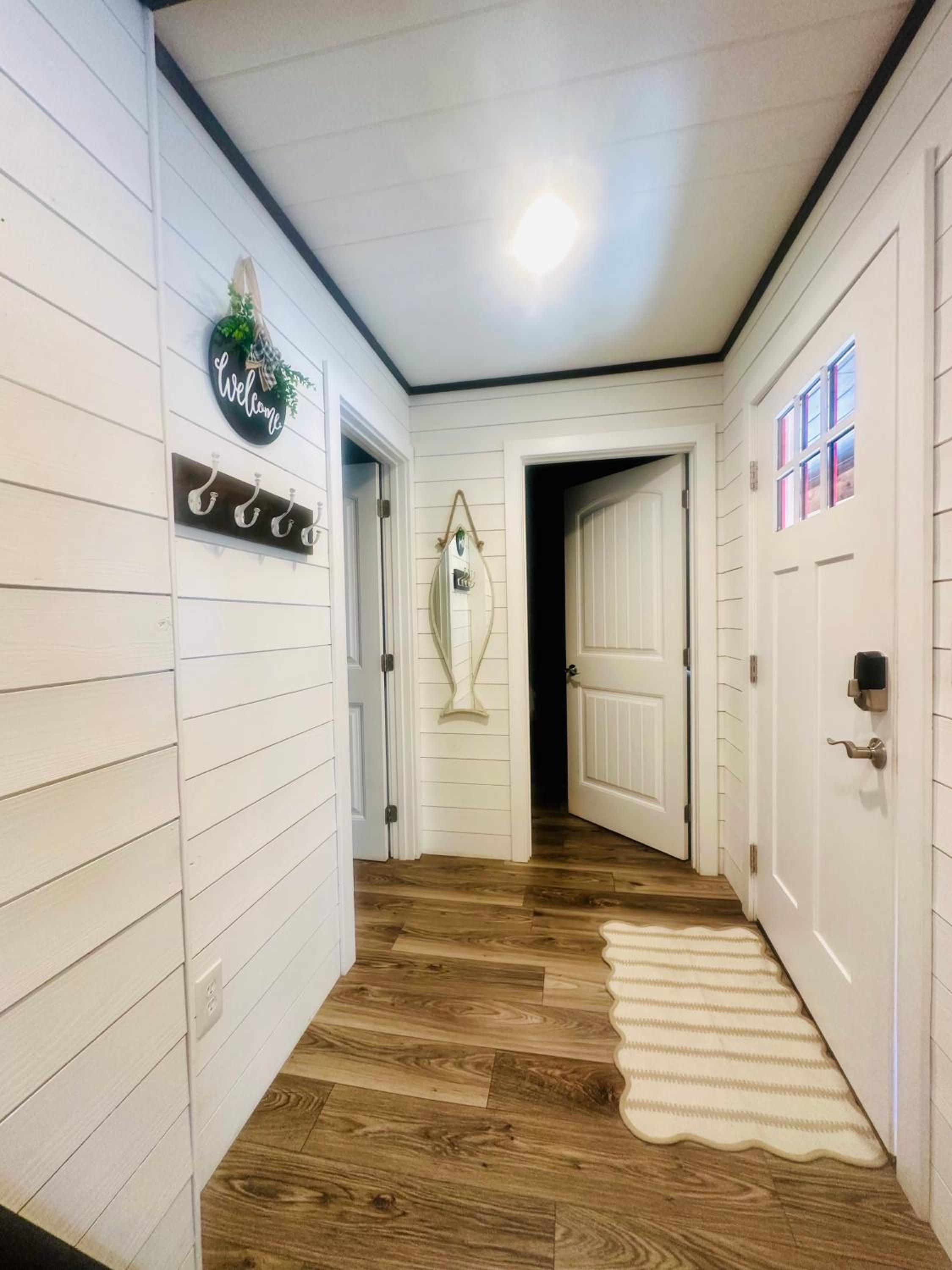 Kentucky Lake Family Cabin! Pet Friendly