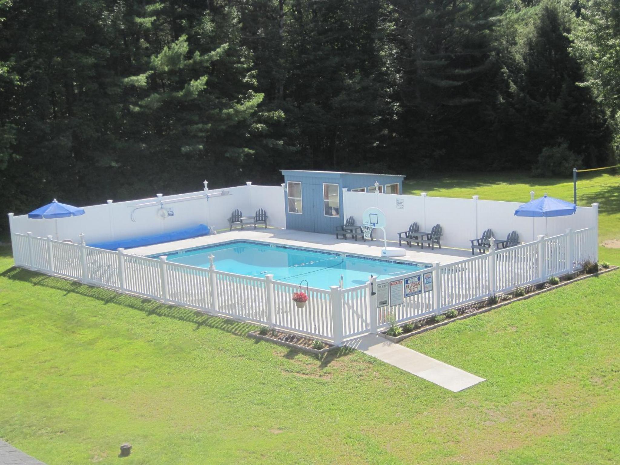 North Colony Motel and Cottages view 3