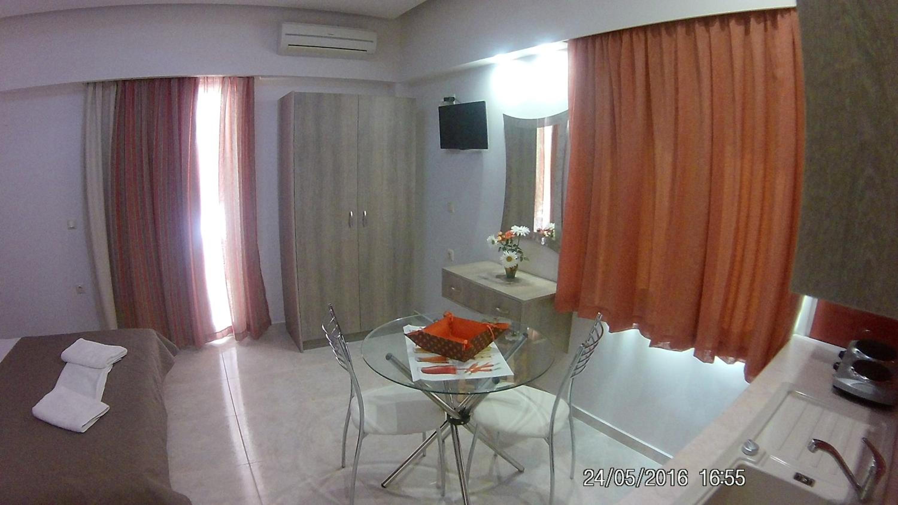 Sirena Apartments