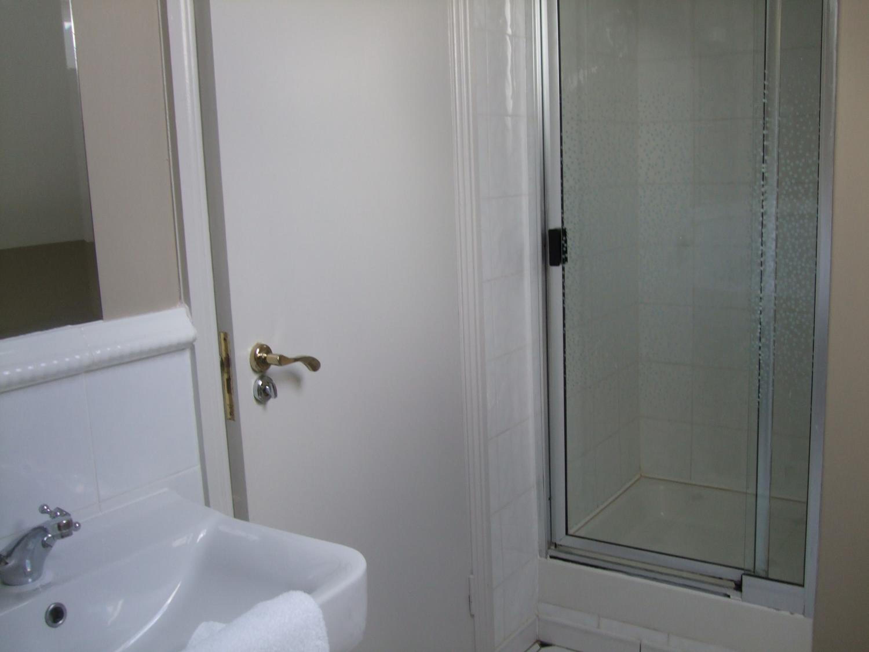 Harmony Inn - Glena House view 5