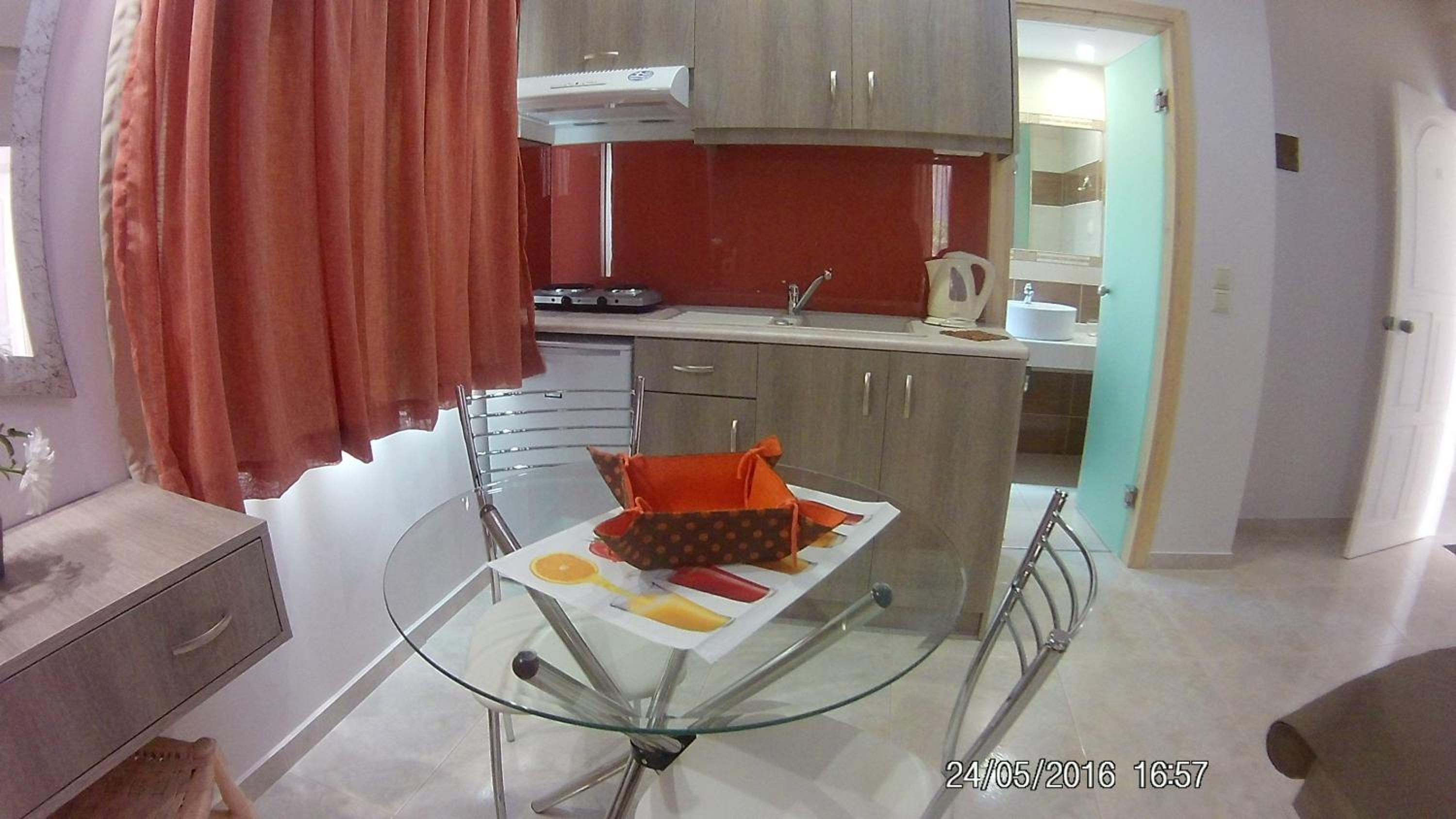 Sirena Apartments