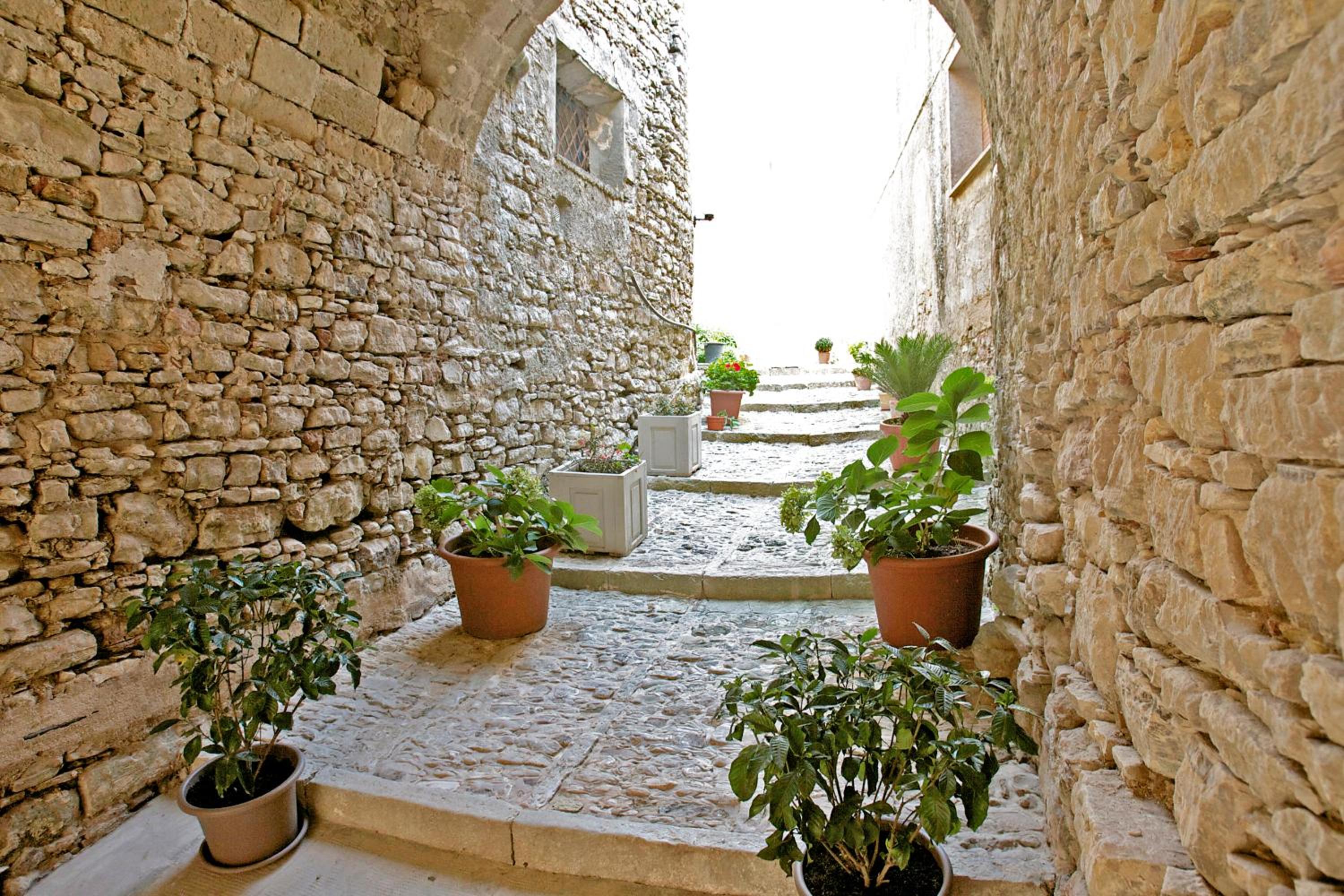 Residence San Martino - Rooms & Suite Apartments