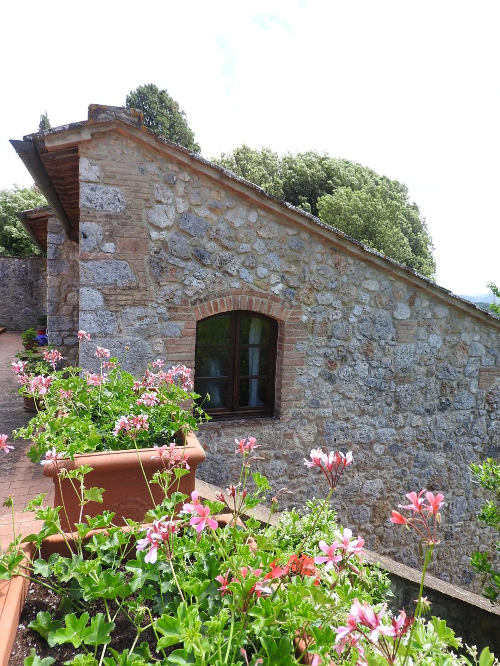 Relais Borgo Di Toiano view 5