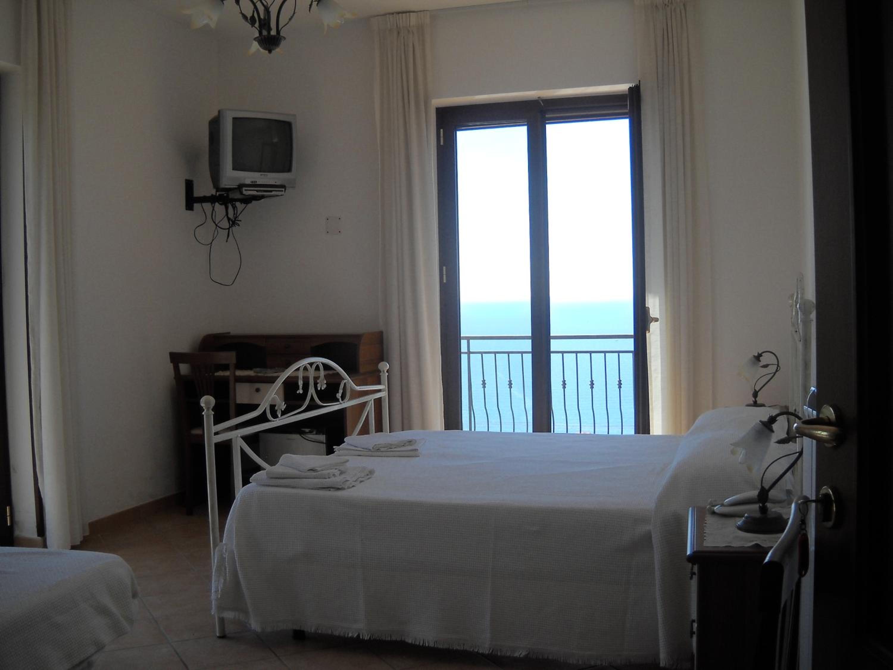 Villa Malandrino Guest House