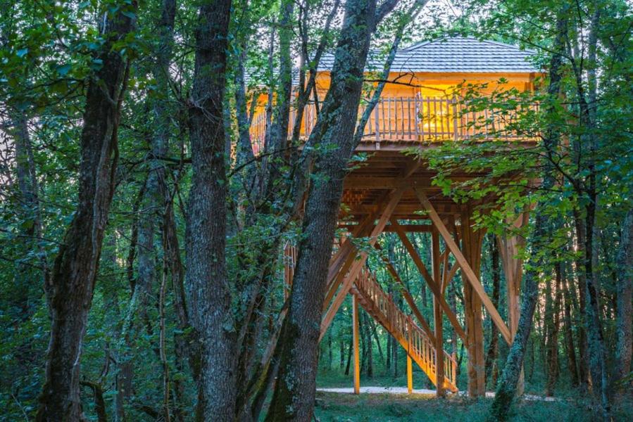 Domaine de Pech et Lafon Cabanes avec SPA privatif dans les arbres