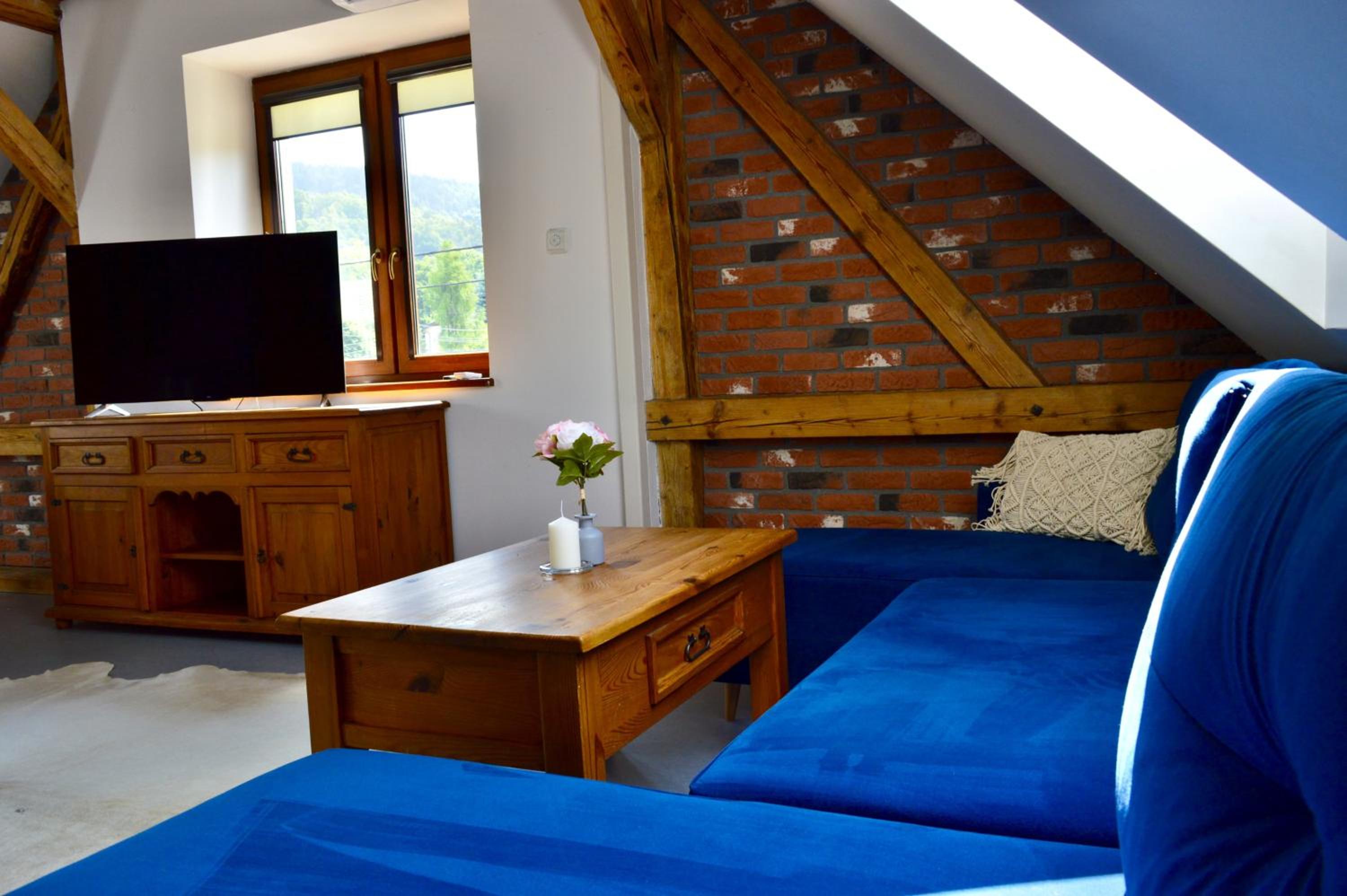 BESKID HOUSE loftowy apartament blisko gór SAUNA&BALIA płatna by ReApartments