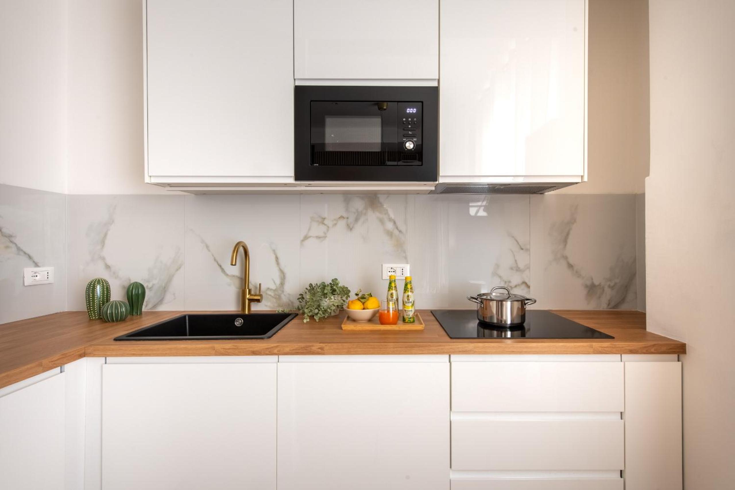 Lo Jacono Apartments by Wonderful Italy
