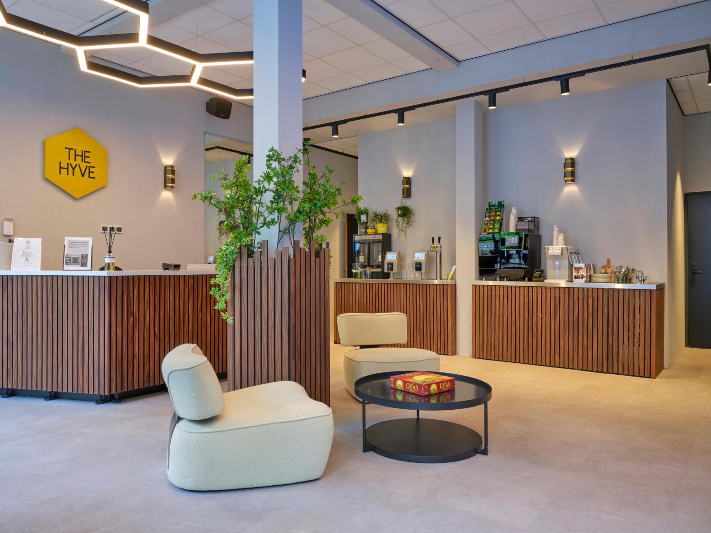 The Hyve Capsule hostel Amsterdam