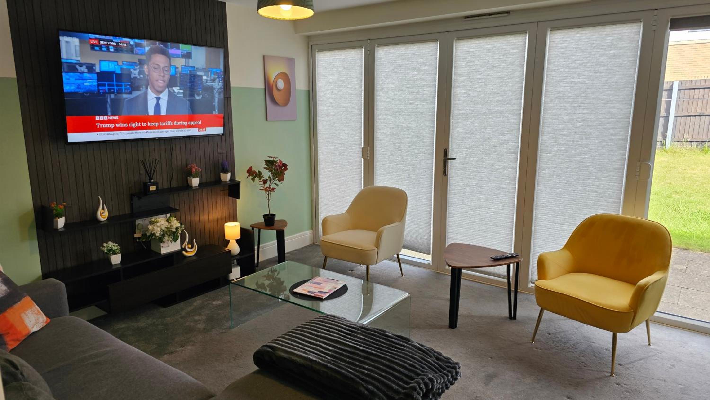 Modern Home with Garden, Corby