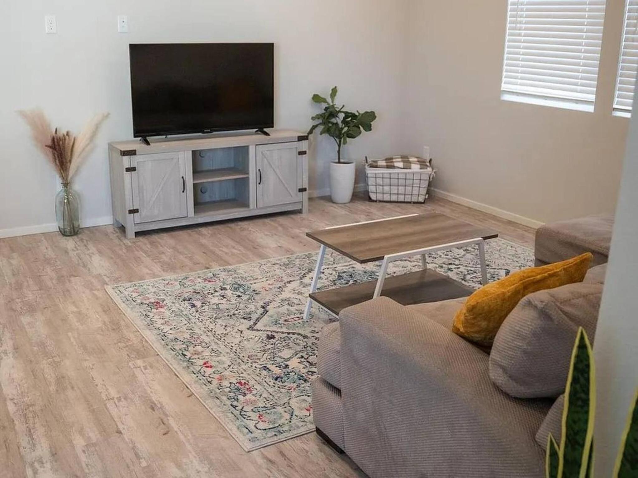 Lovely 2BR Home - Your Fort Collins Retreat!
