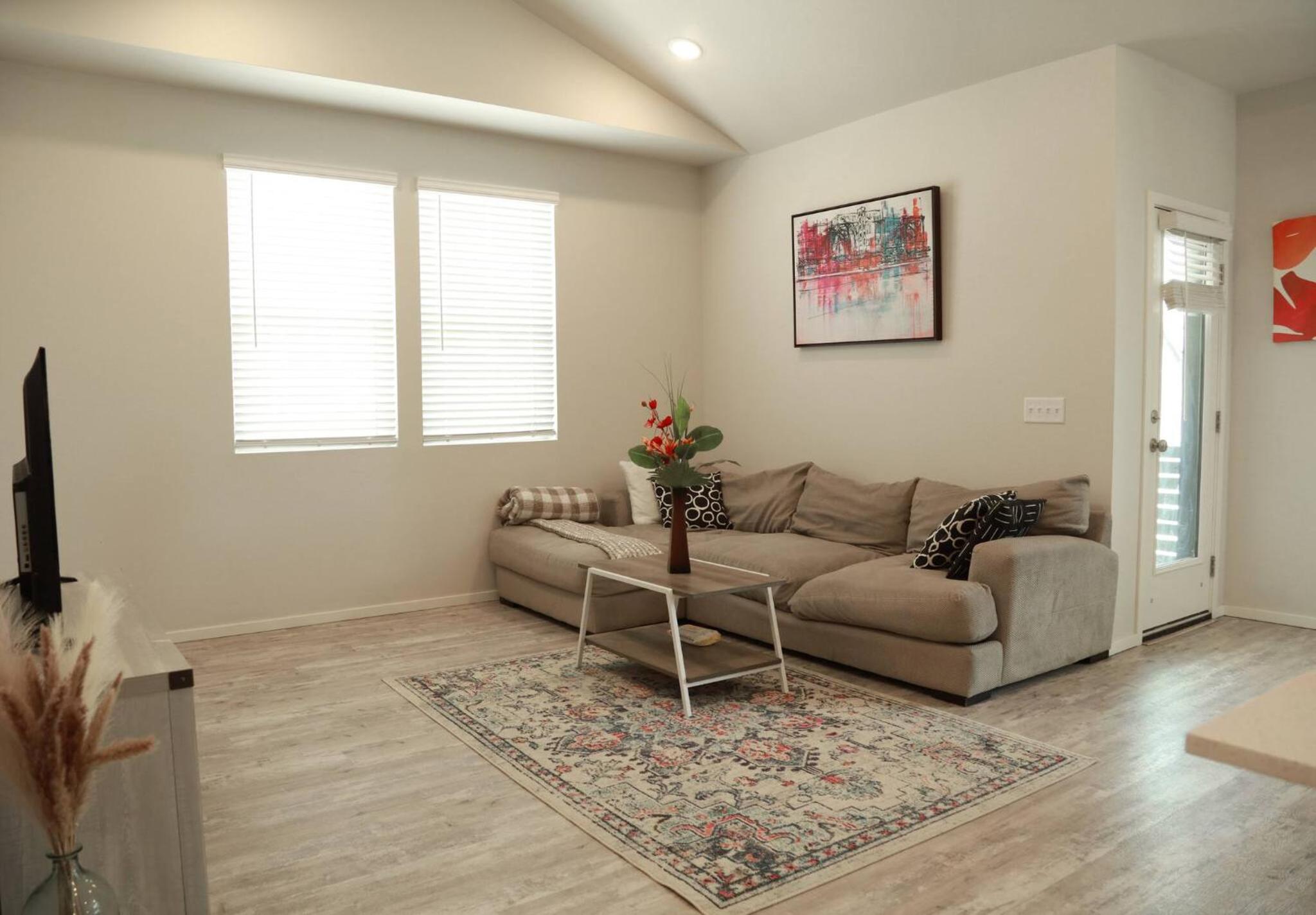 Lovely 2BR Home - Your Fort Collins Retreat!