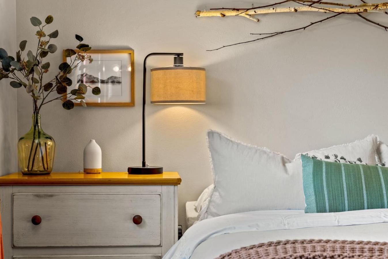 The Gather House Stylish Stay w Room to Play