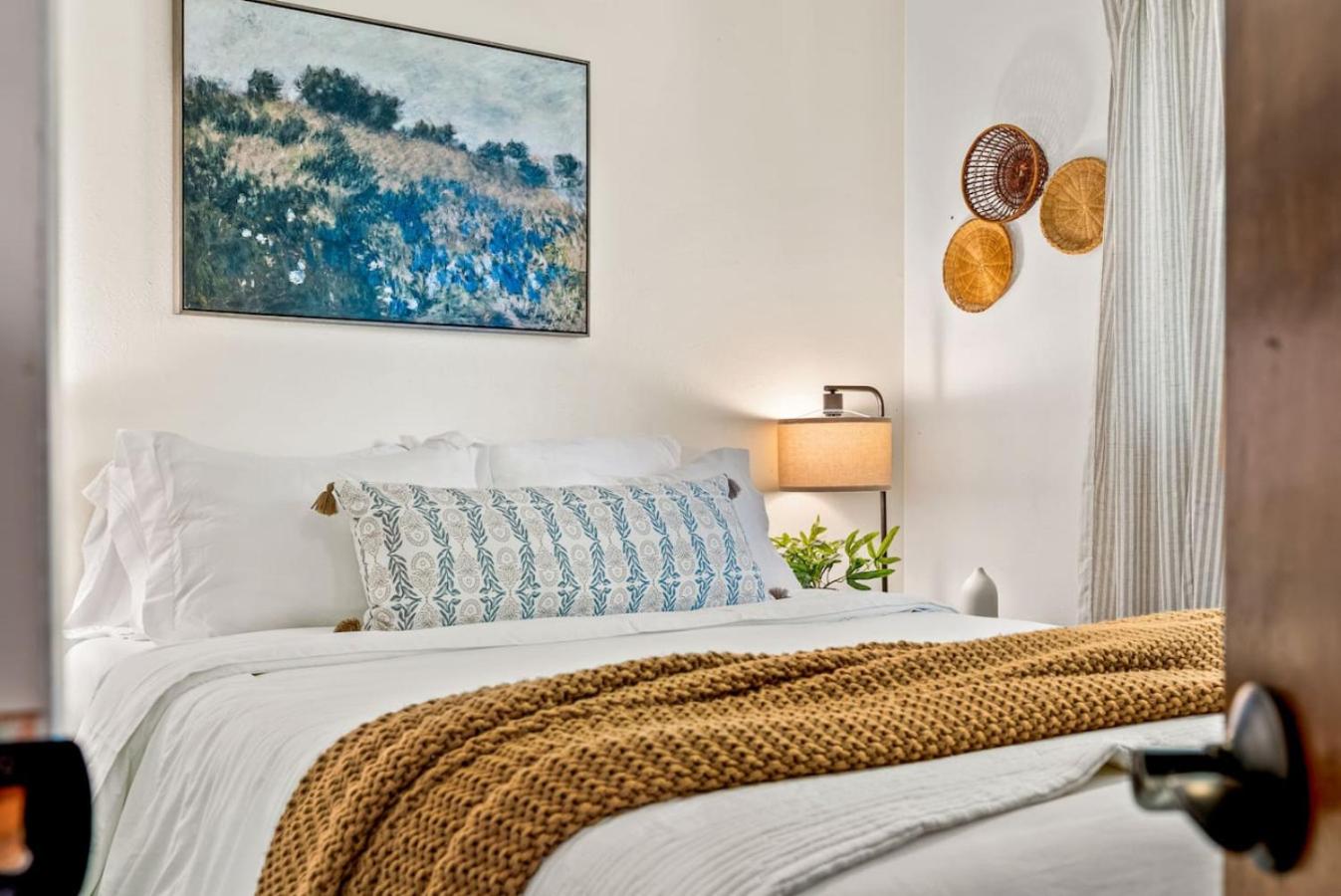 The Gather House Stylish Stay w Room to Play