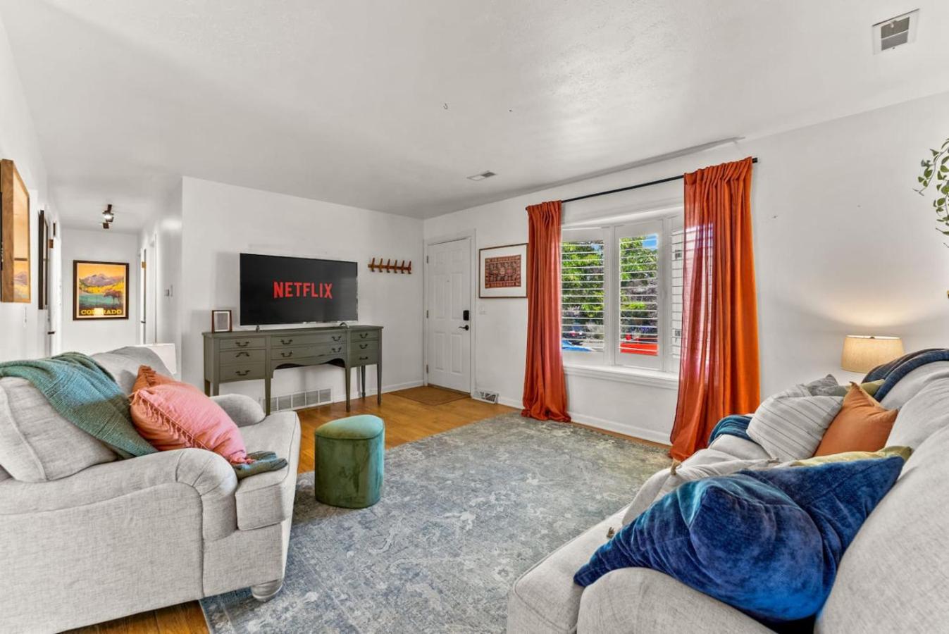 The Gather House Stylish Stay w Room to Play