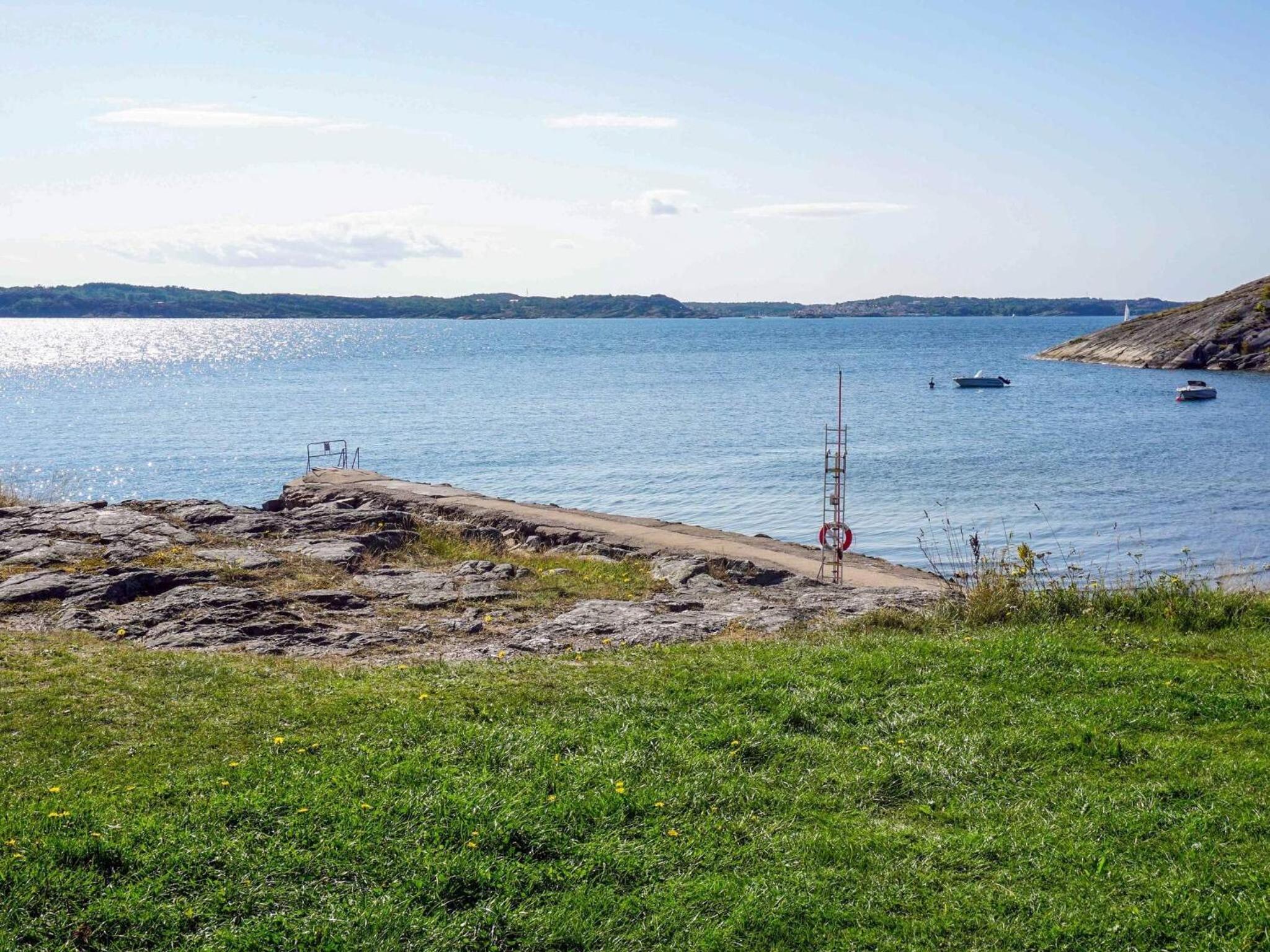 Family-Friendly Apartment by the Sea