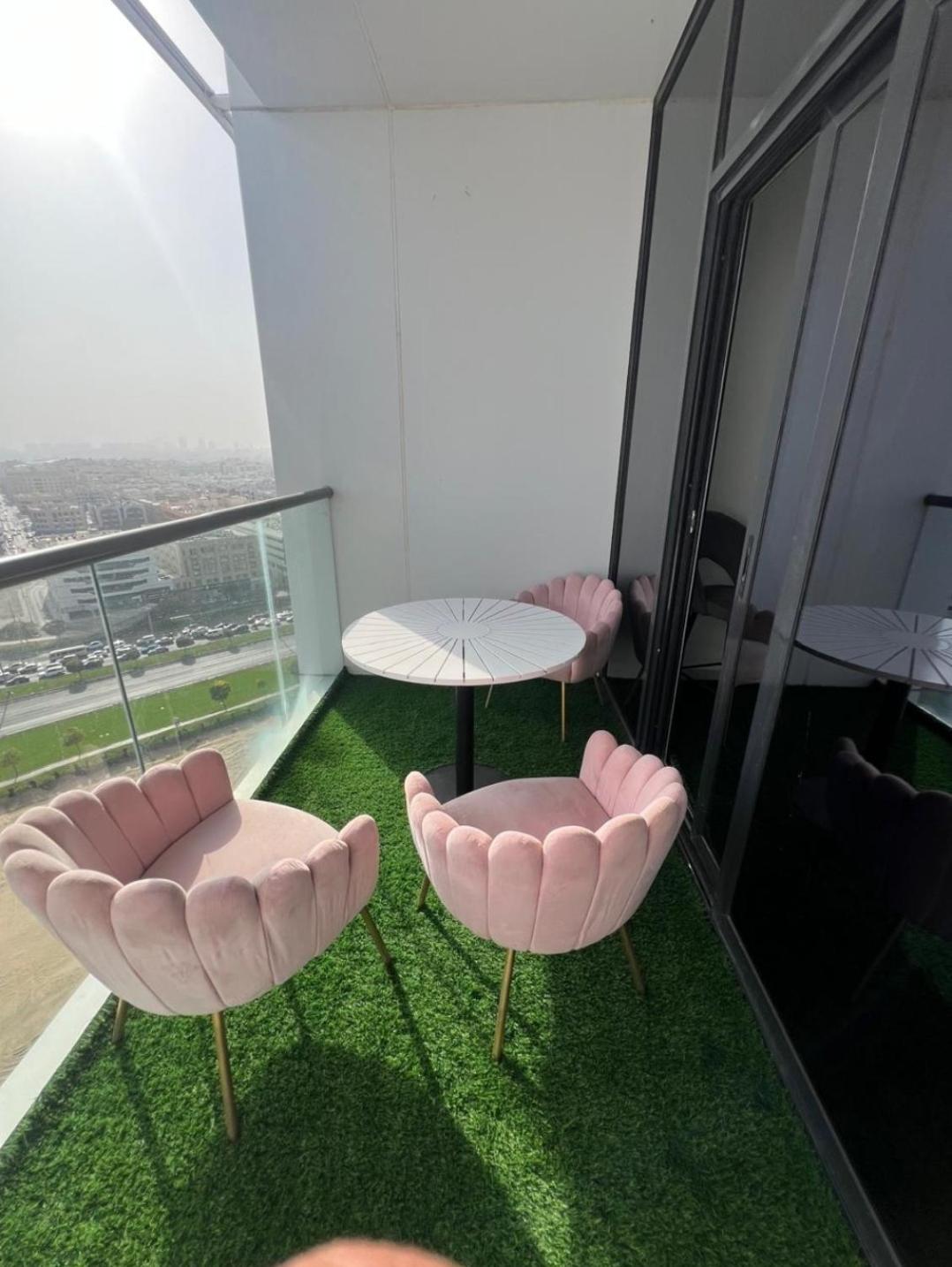 SARA Apartment