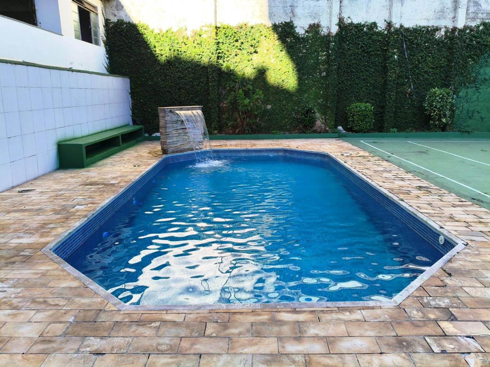 Hostel com Piscina - Carlos Prates - Belo Horizonte