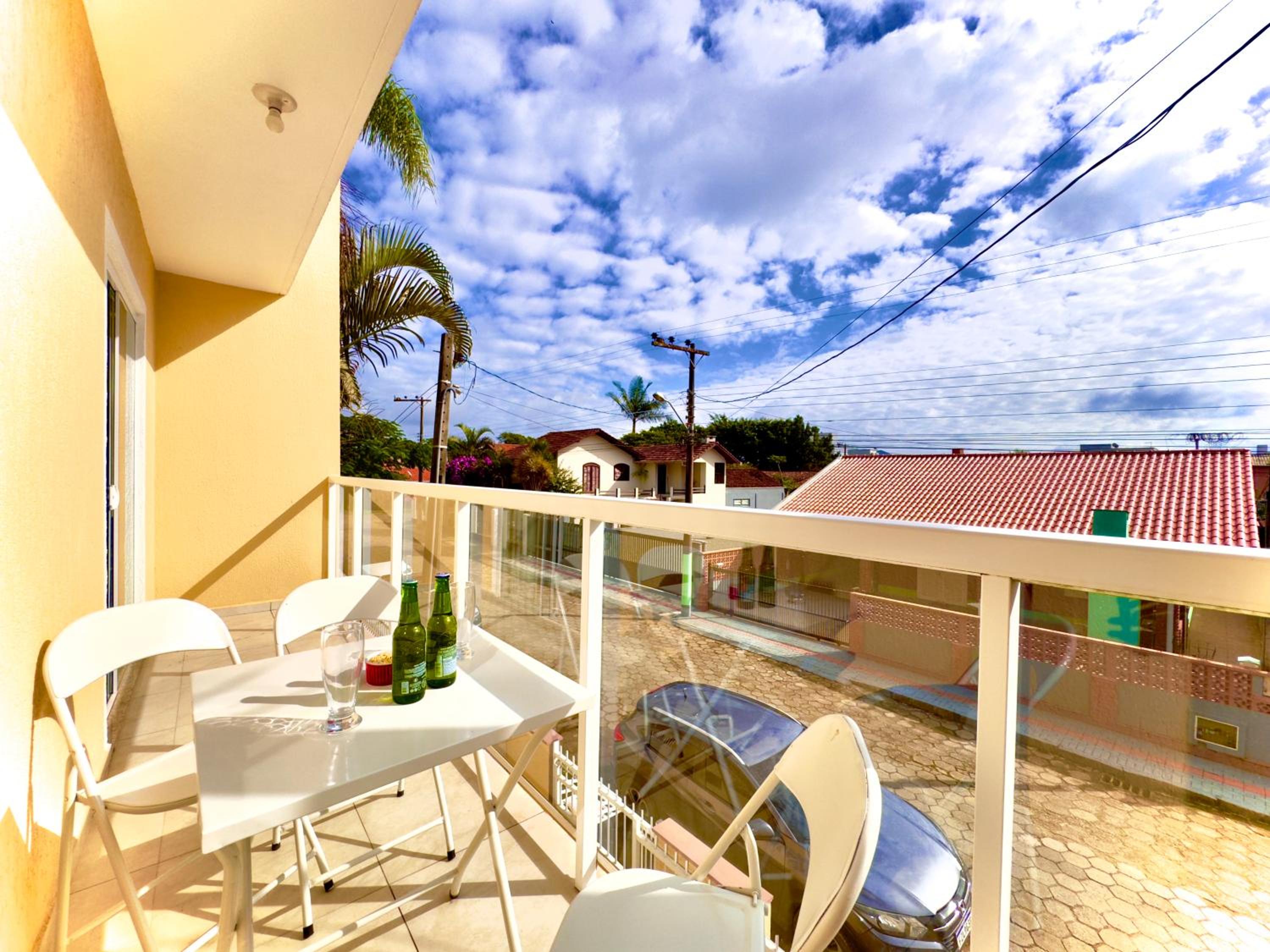 Casa 300m PRAIA 2 quartos Ar Condicionado Churrasqueira privativa Vaga privativa de Garagem Reserve Agora e Viva essa Experiência