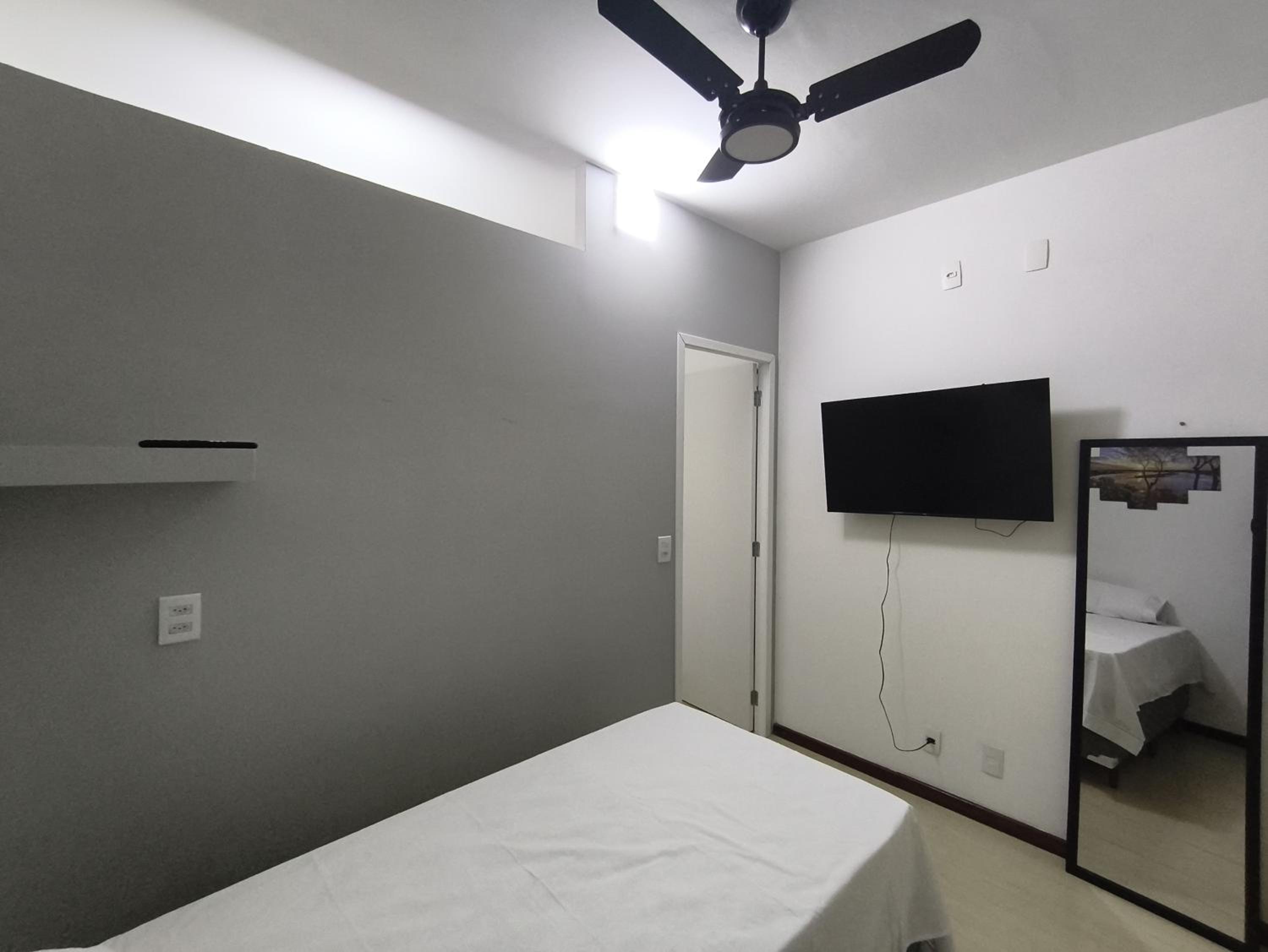 Hostel com Piscina - Carlos Prates - Belo Horizonte