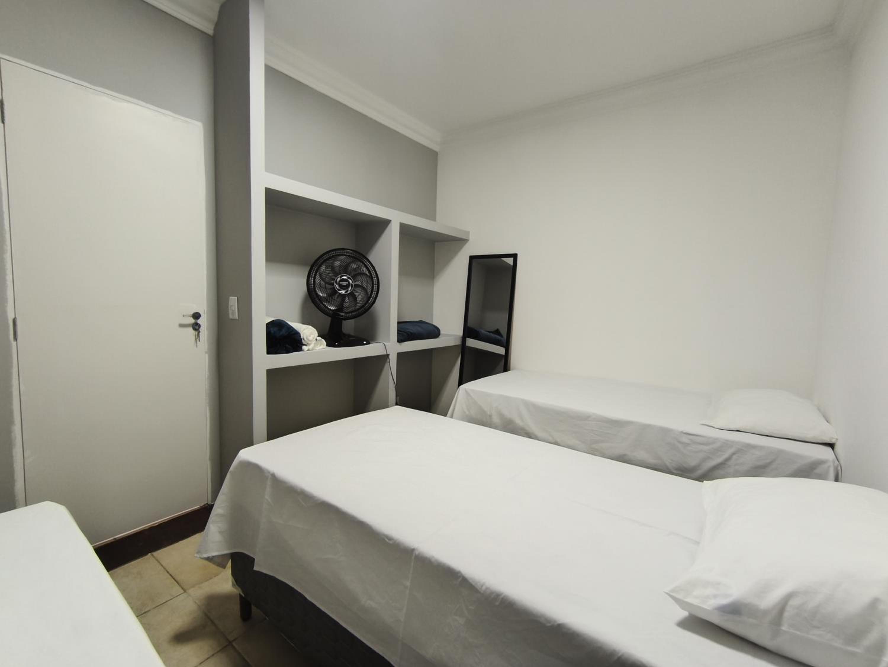Hostel com Piscina - Carlos Prates - Belo Horizonte