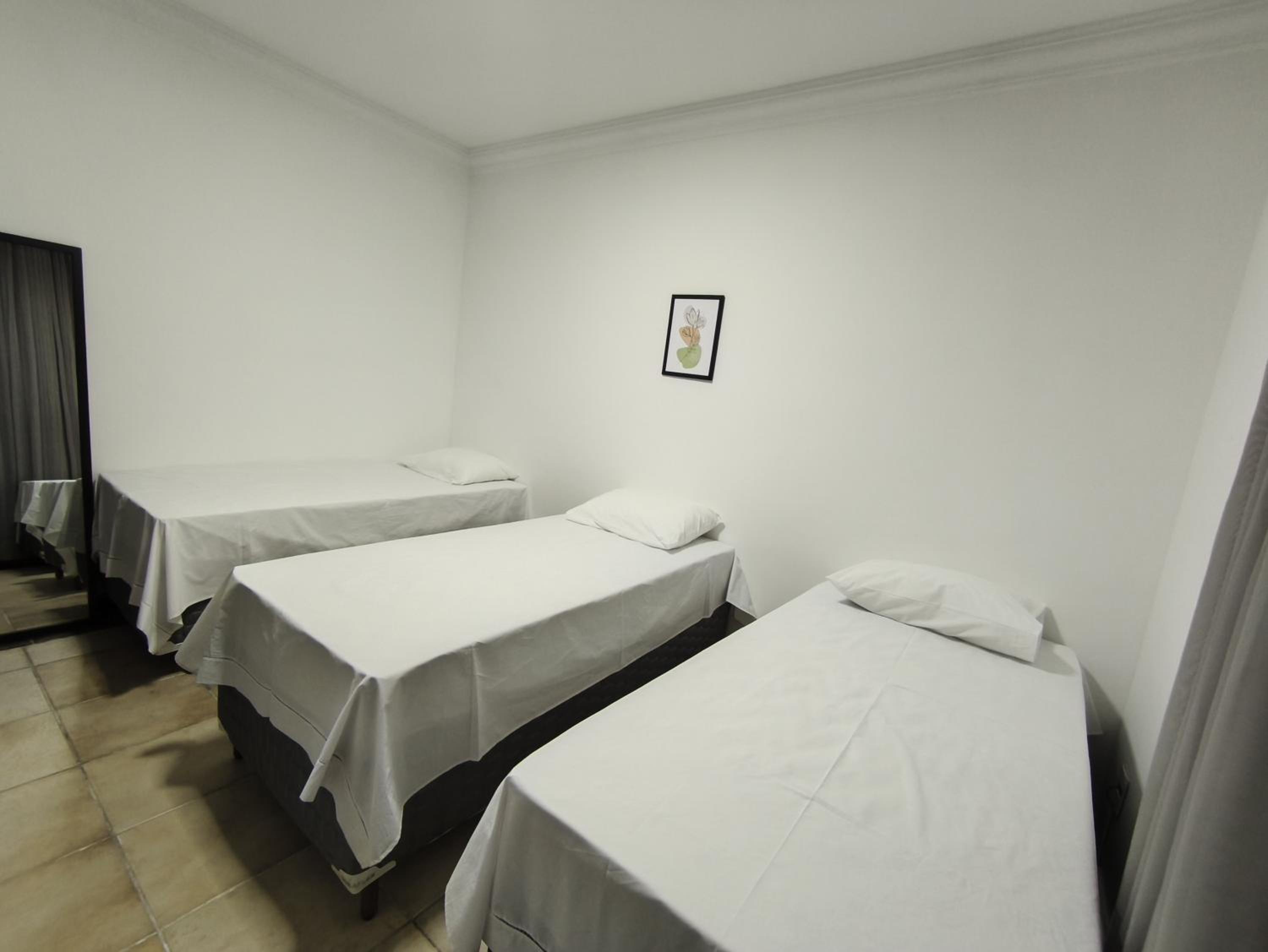 Hostel com Piscina - Carlos Prates - Belo Horizonte