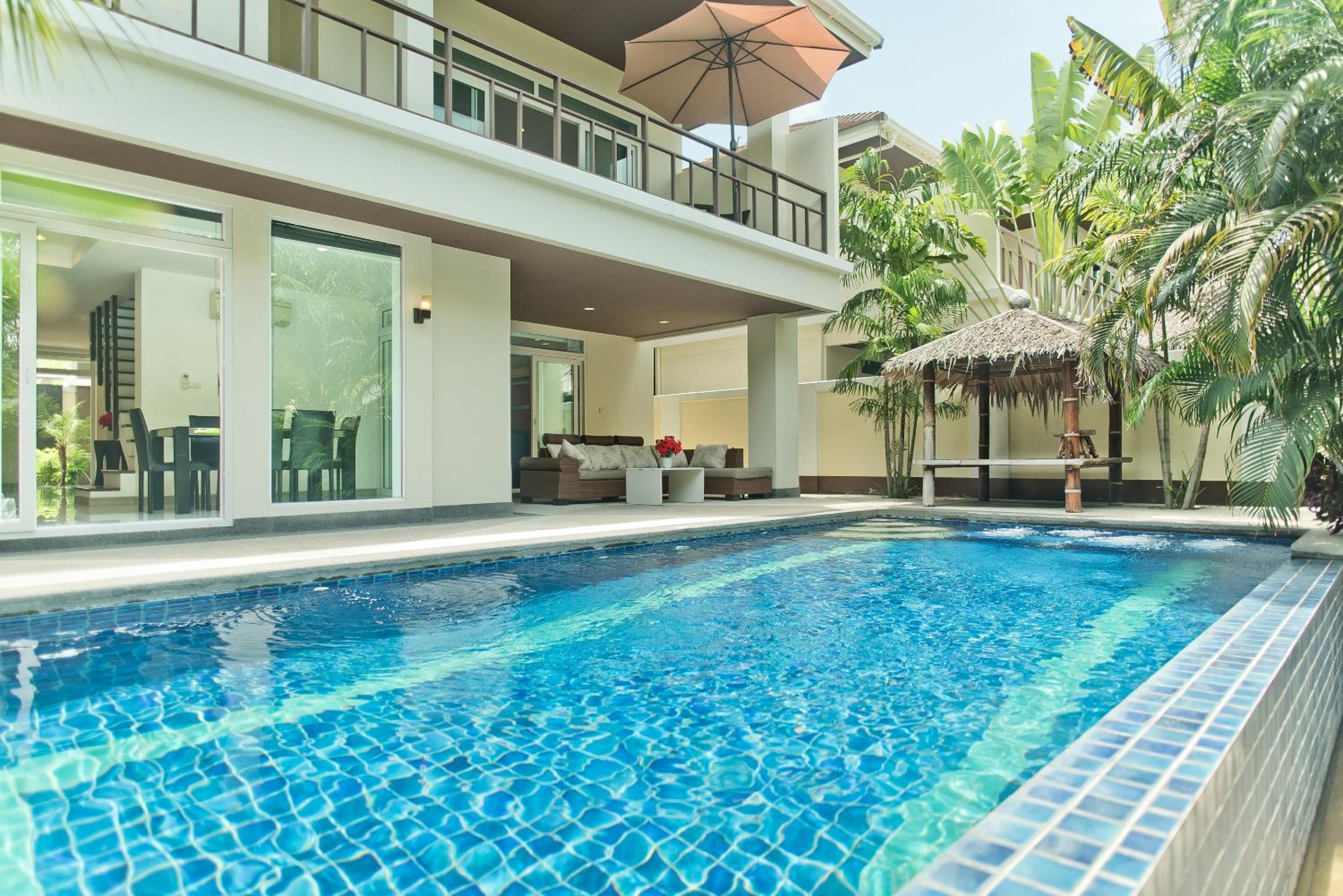 Tropicana Pool Villa