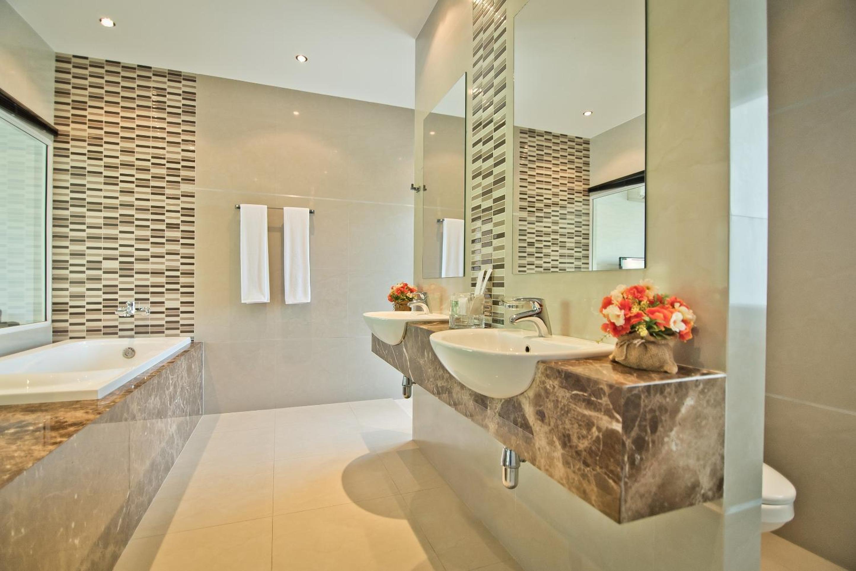 Tropicana Pool Villa