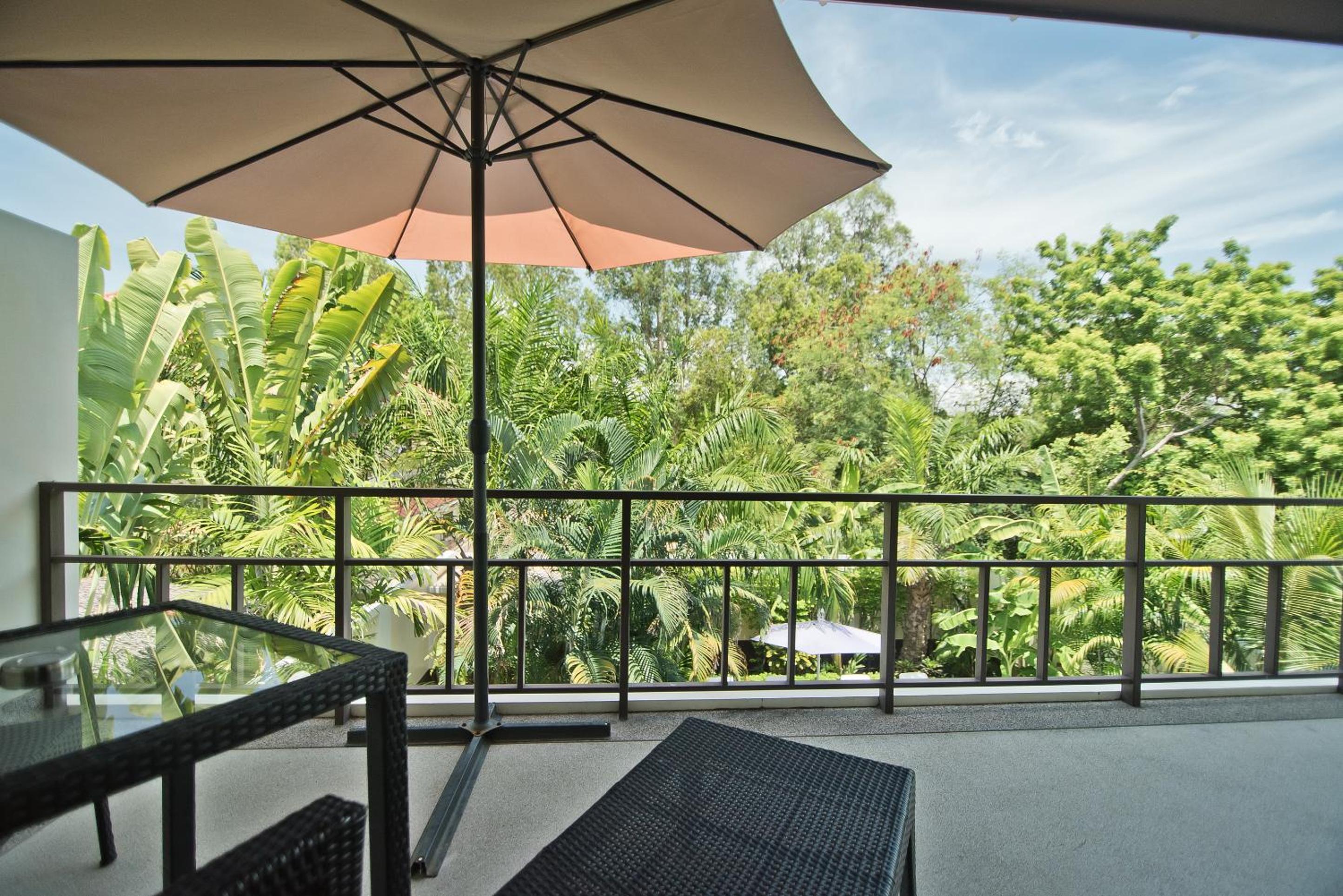 Tropicana Pool Villa