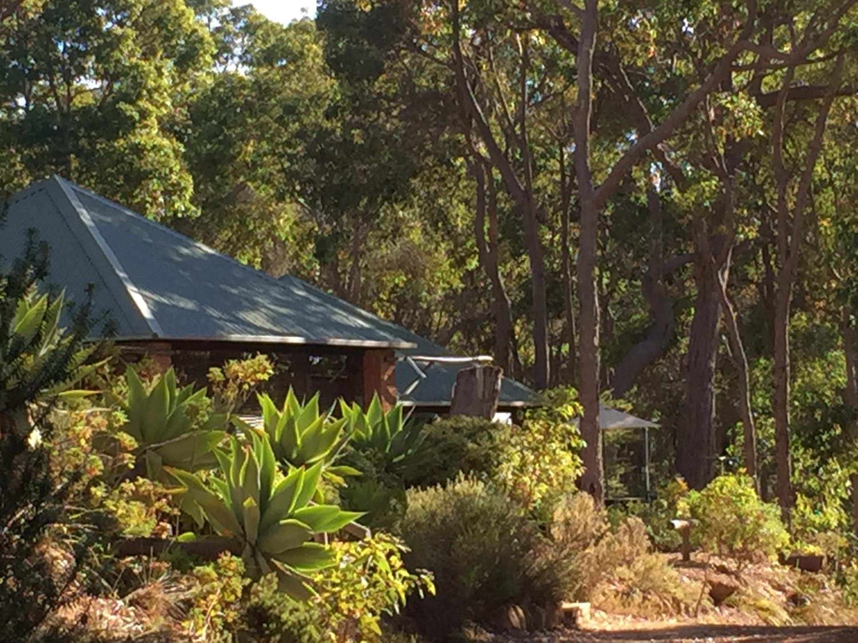 Hotel Dunsborough Ridge Retreat - Image 1