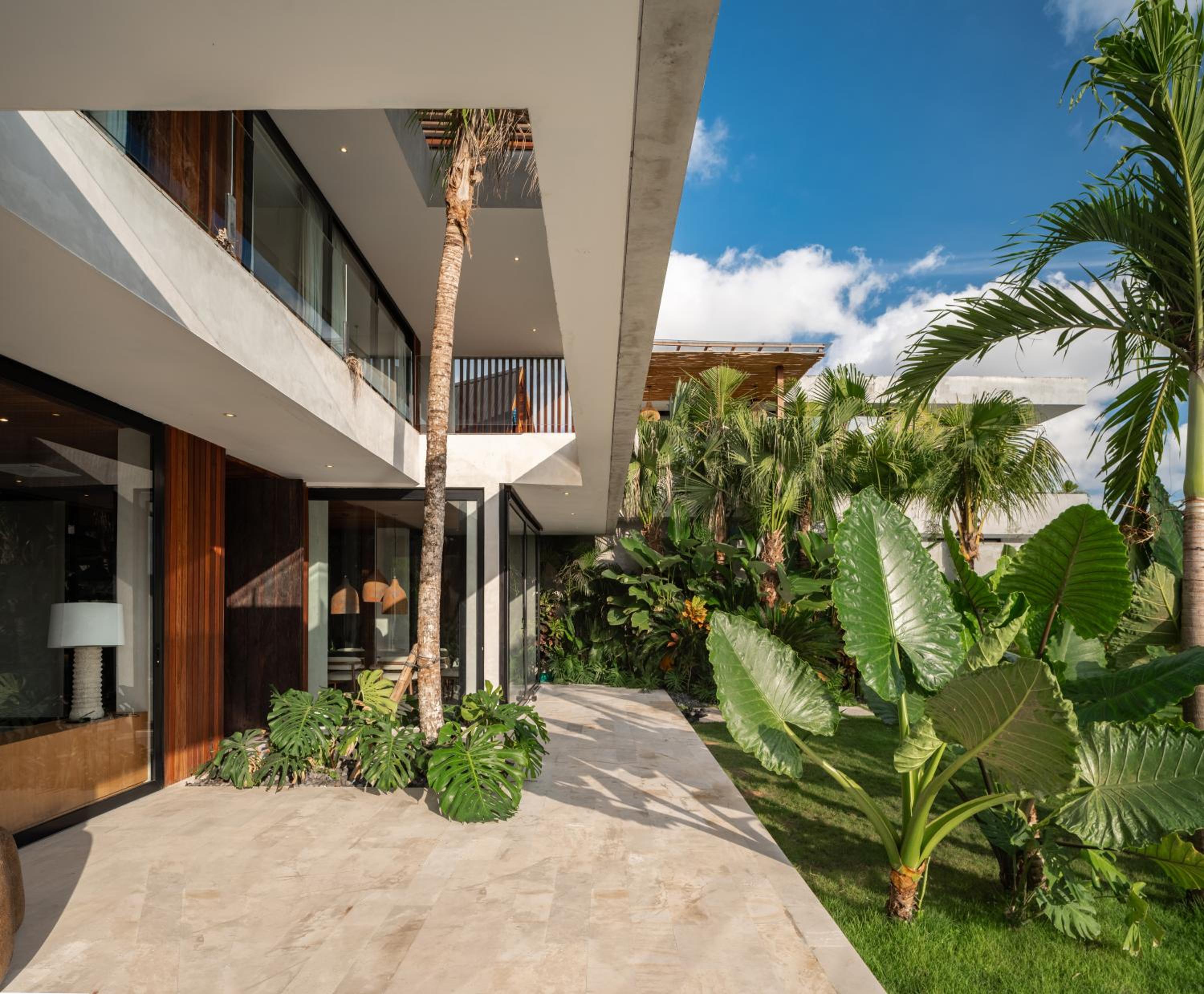 Villa Famara Pererenan by Blacksand