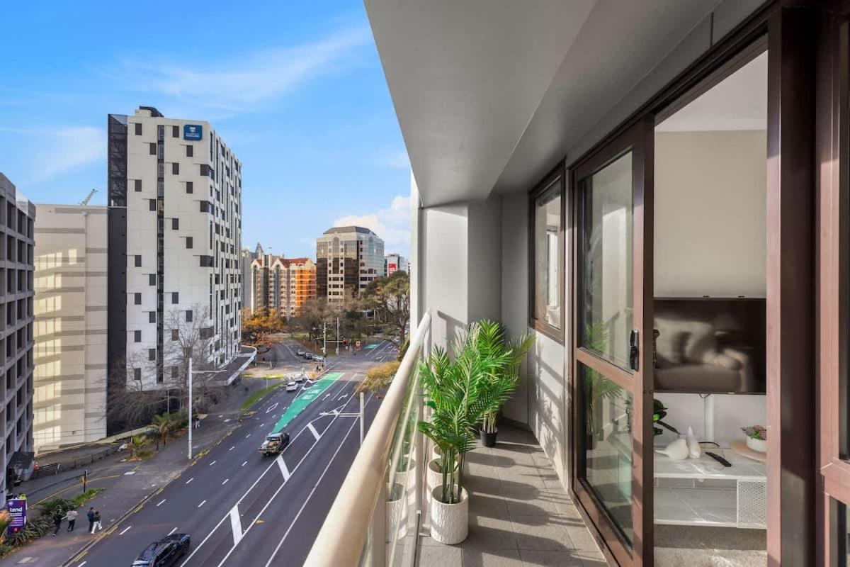 3BR Prime Spot, Walk Everywhere by Zodiak Stays
