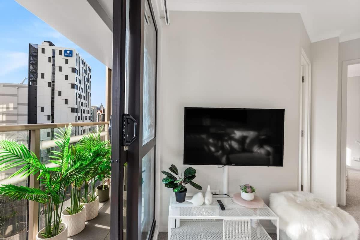 3BR Prime Spot, Walk Everywhere by Zodiak Stays