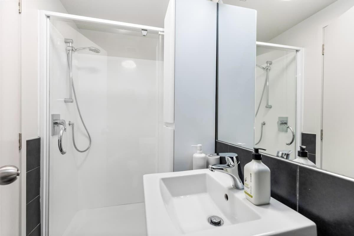 3BR Prime Spot, Walk Everywhere by Zodiak Stays