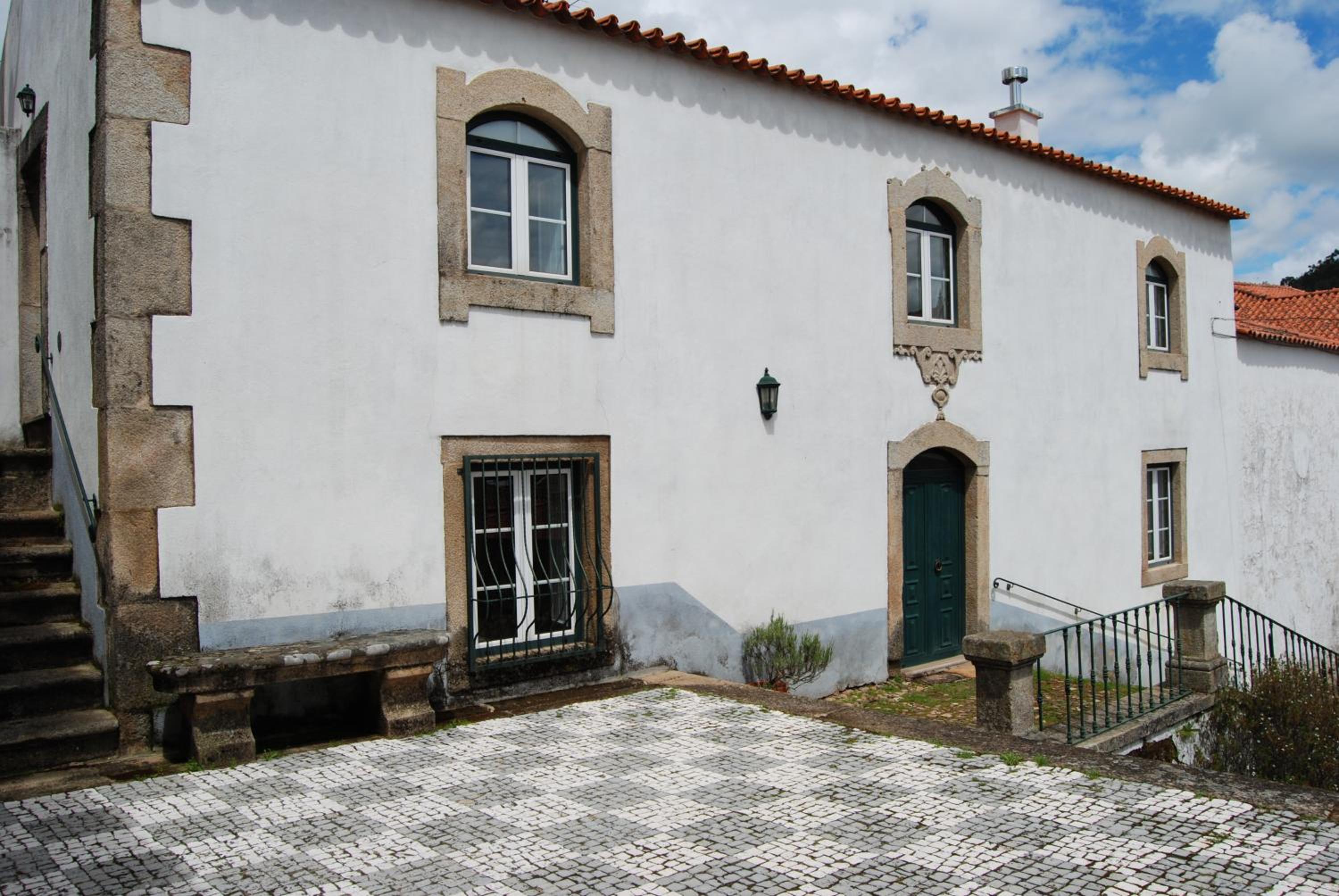 Solar da Roseira view 2