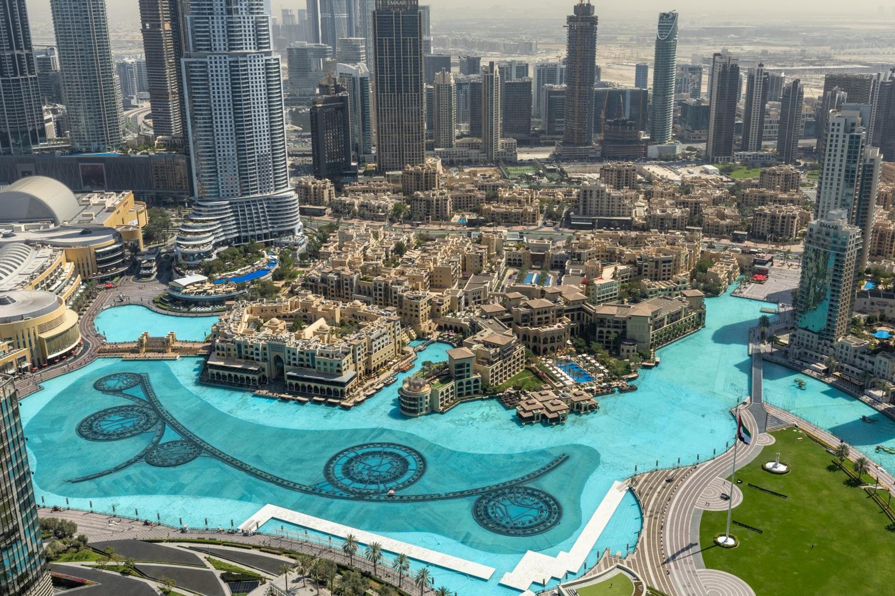 Maison Privee - Luxury Apt with Spectacular Burj Khalifa Views