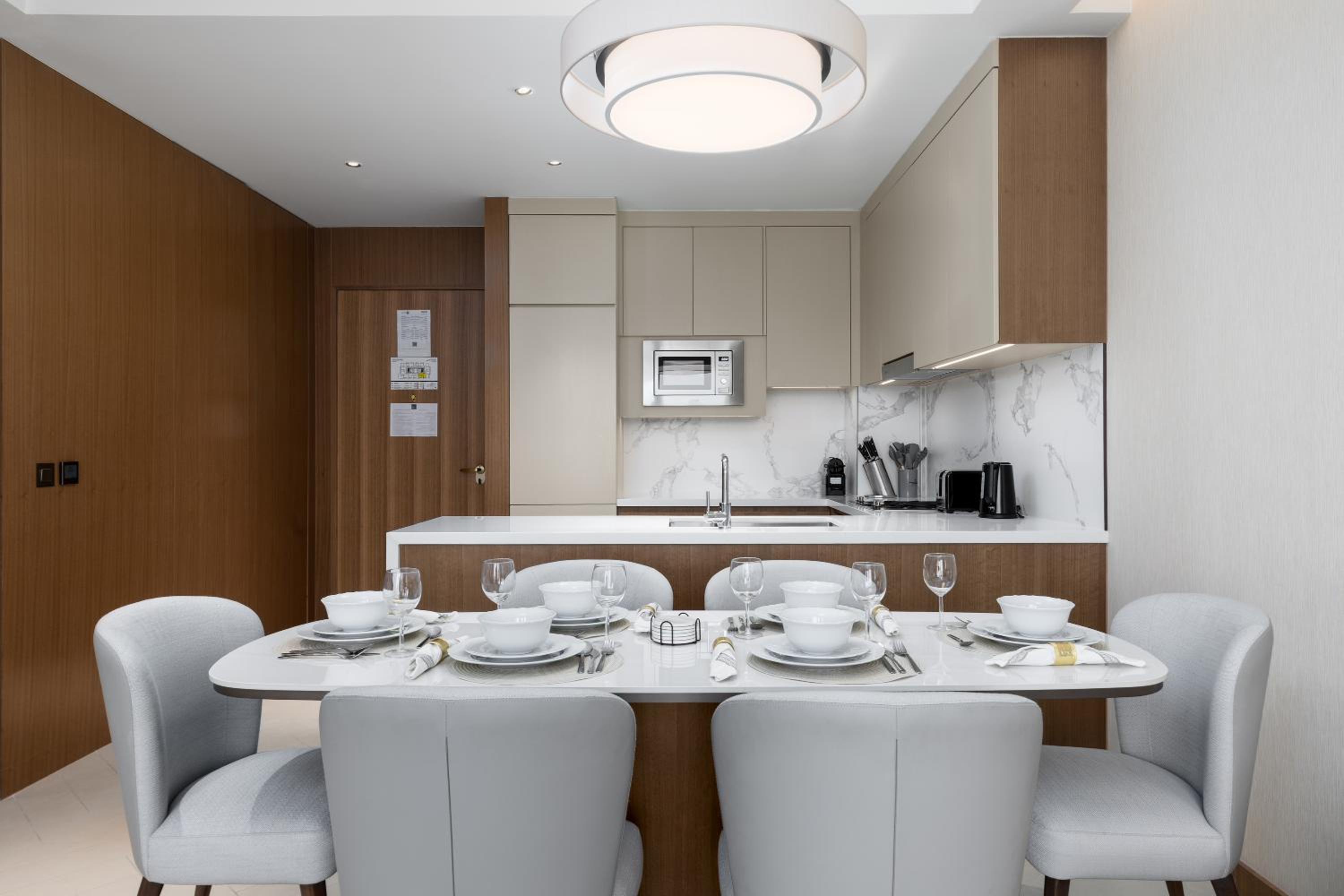 Maison Privee - Luxury Apt with Spectacular Burj Khalifa Views