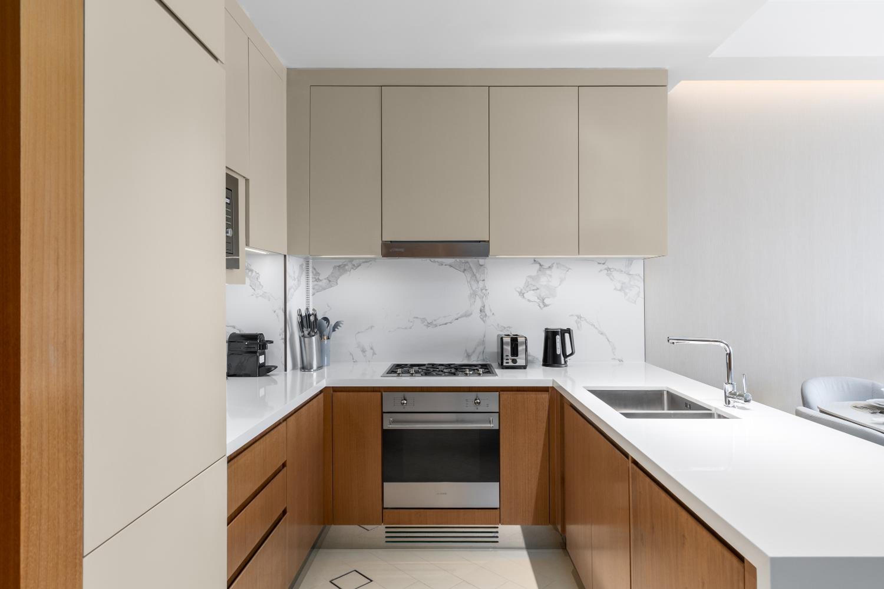 Maison Privee - Luxury Apt with Spectacular Burj Khalifa Views