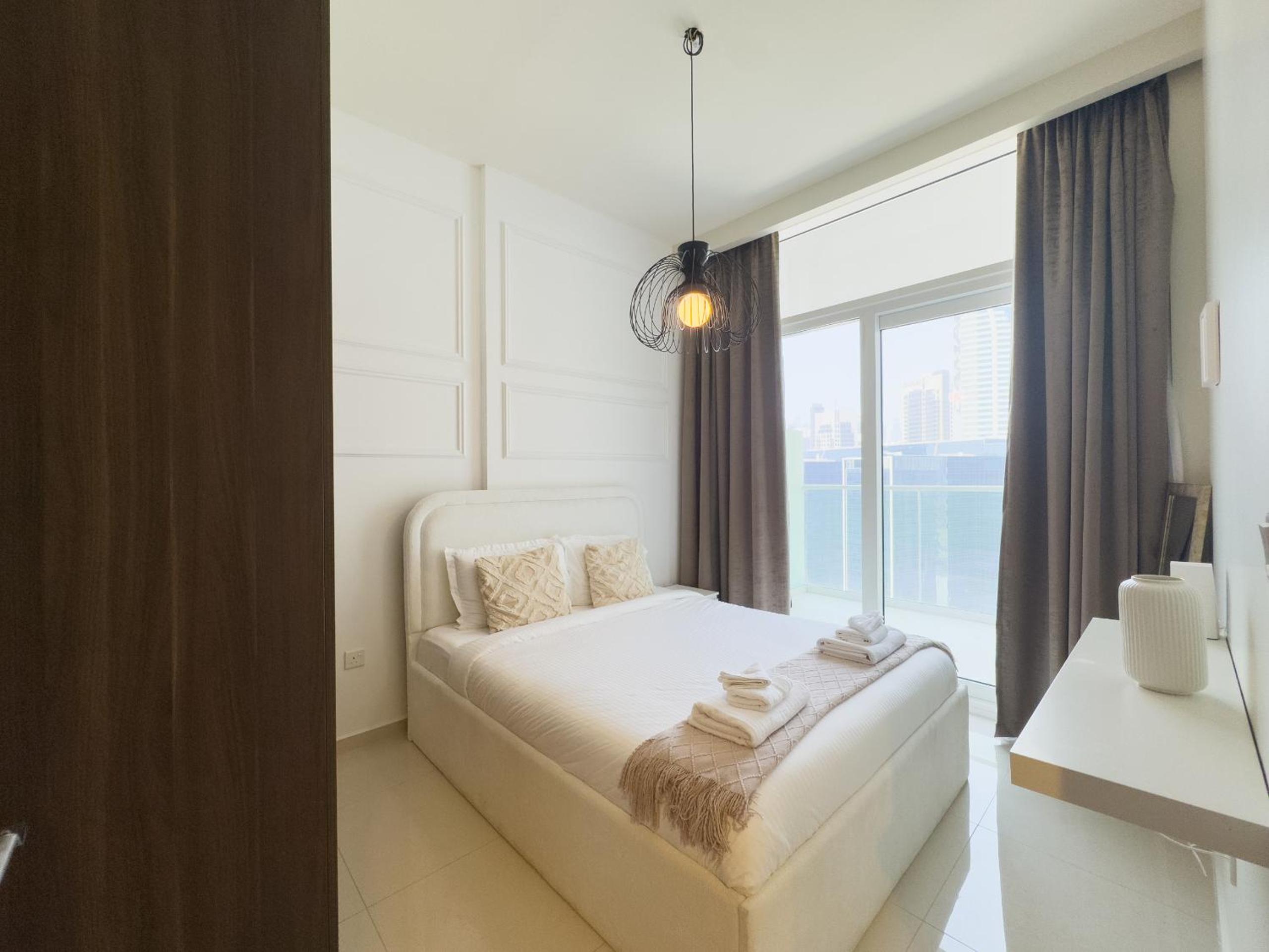 Comfy 1br at Reva Res Business Bay 1701