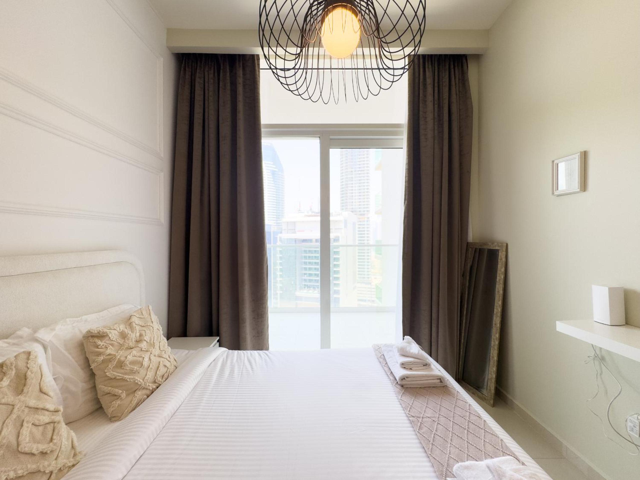 Comfy 1br at Reva Res Business Bay 1701
