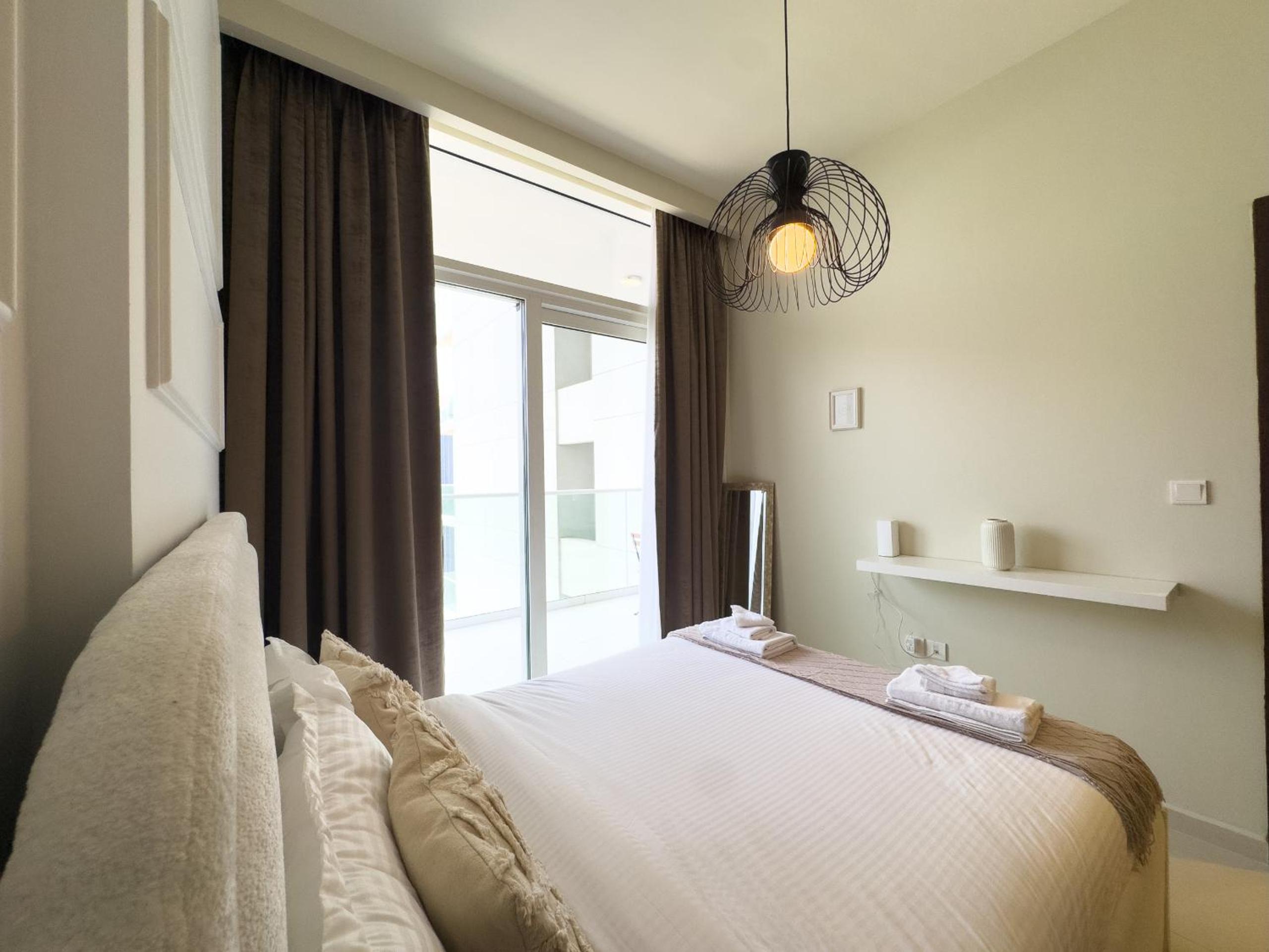 Comfy 1br at Reva Res Business Bay 1701