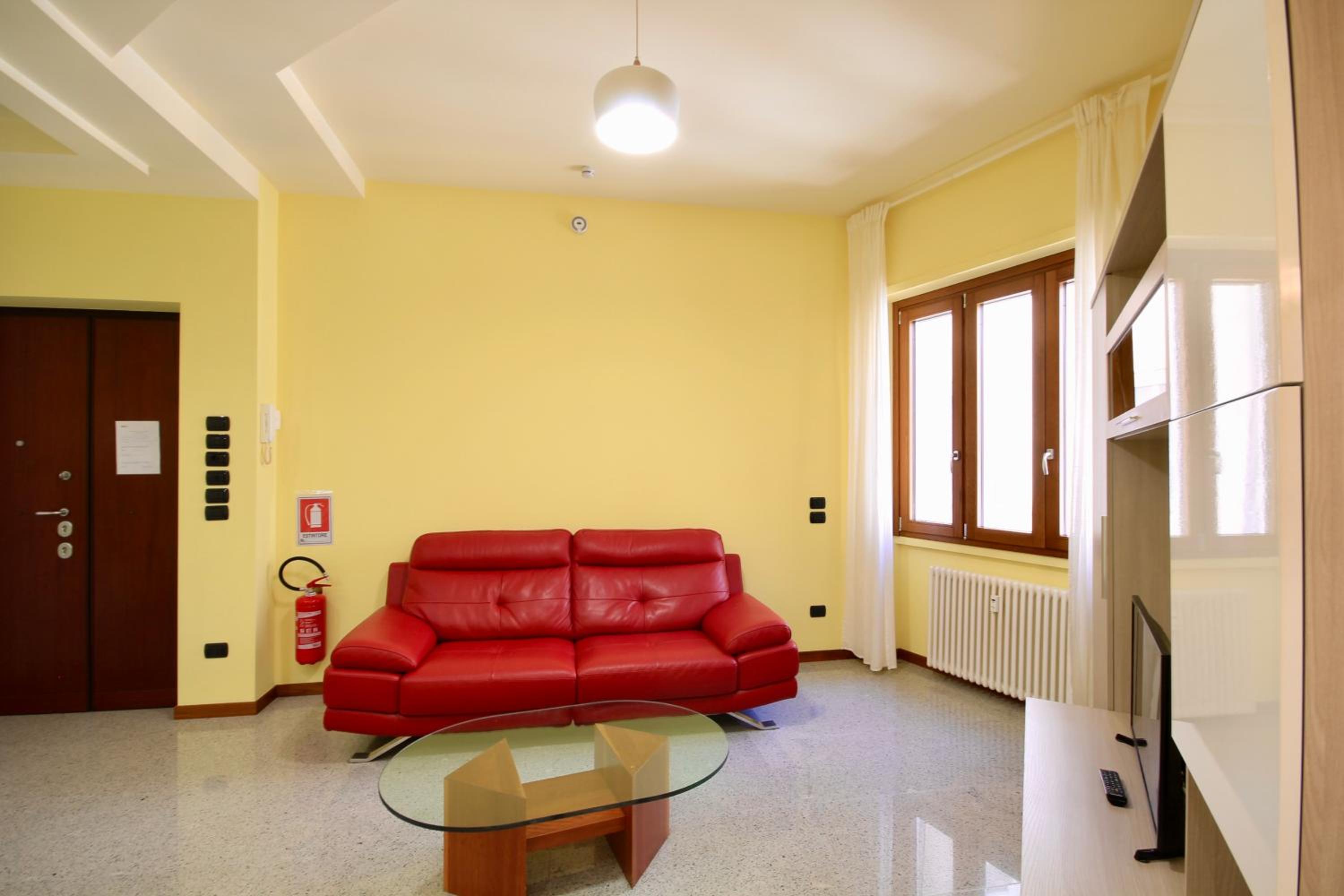 HC - CloHouse Spacious Flat