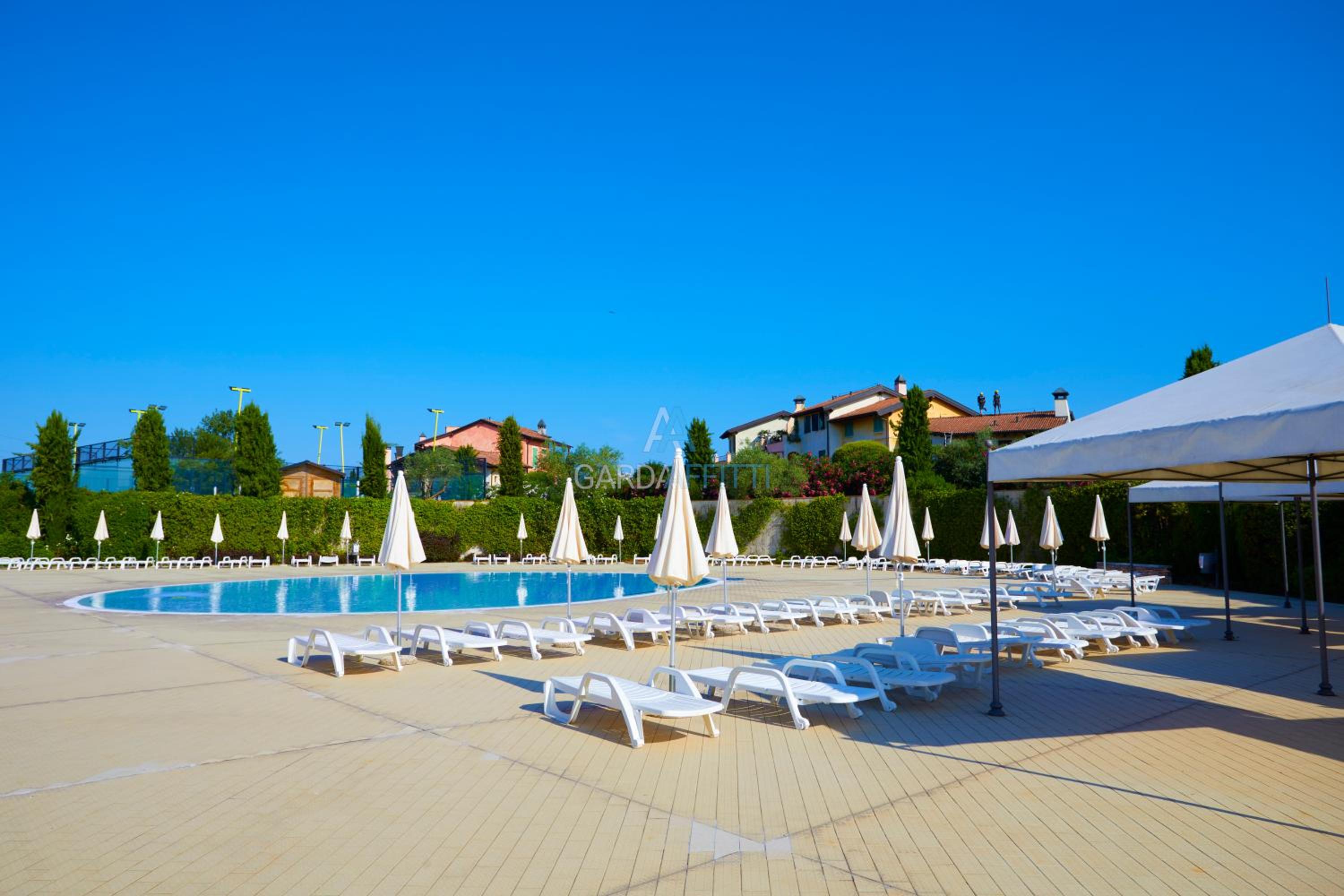 Resort Apartment - Borgo esclusivo con Piscine e Campi sportivi