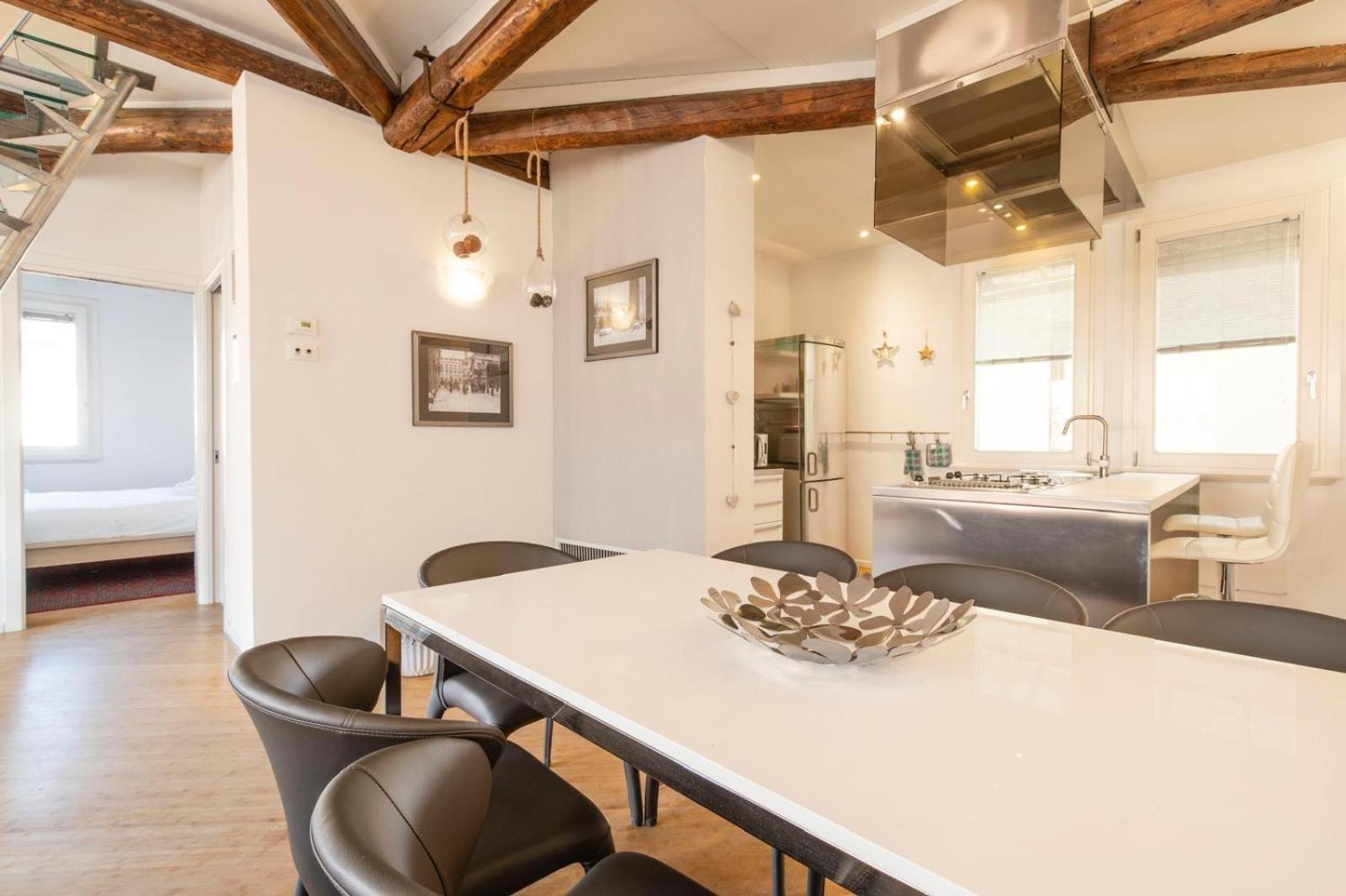 ComeCasa 3 min walk from San Marco Apartment with beautiful roof terrace