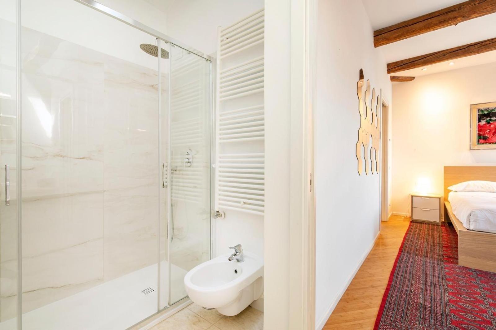 ComeCasa 3 min walk from San Marco Apartment with beautiful roof terrace