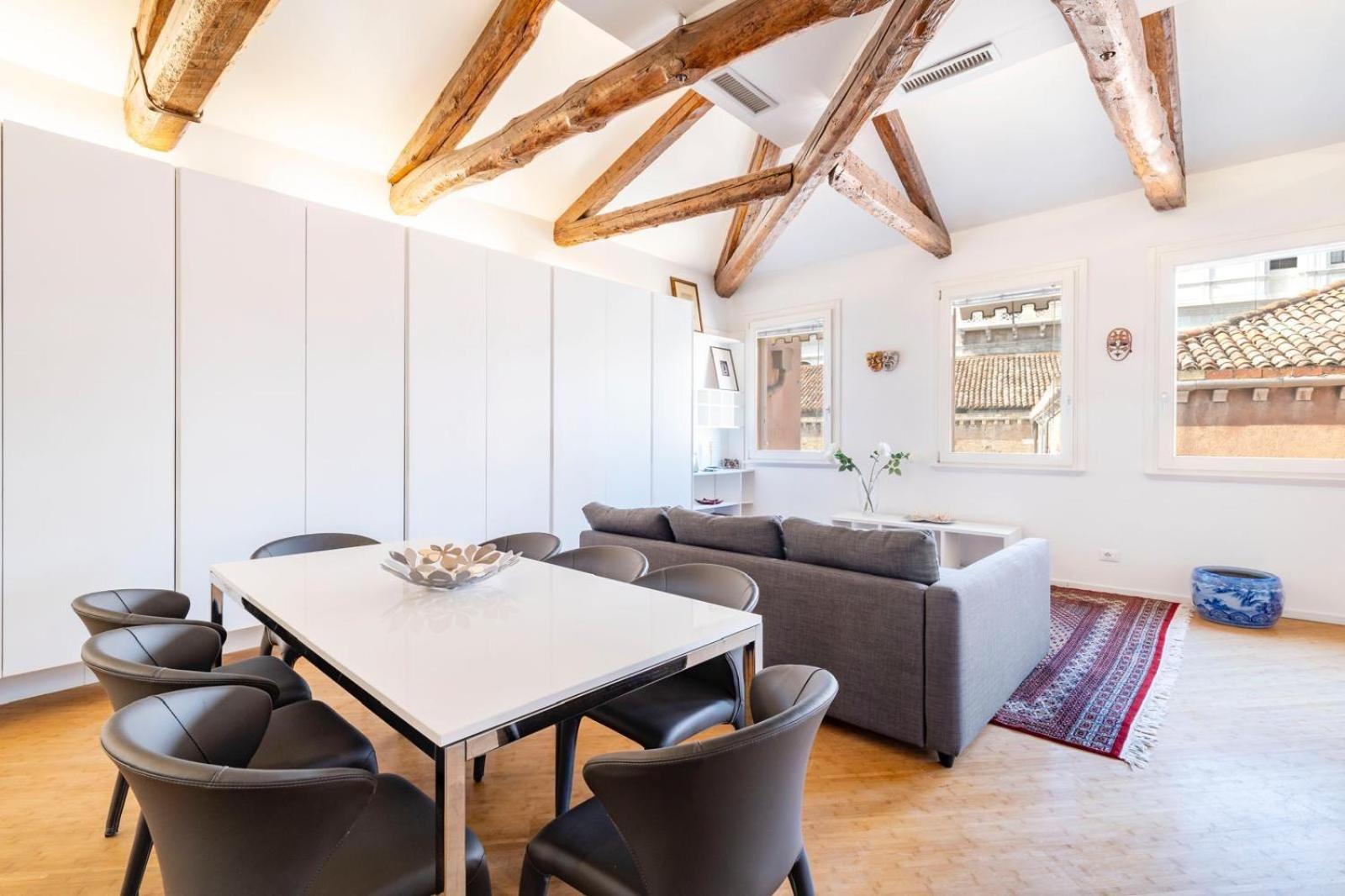 ComeCasa 3 min walk from San Marco Apartment with beautiful roof terrace